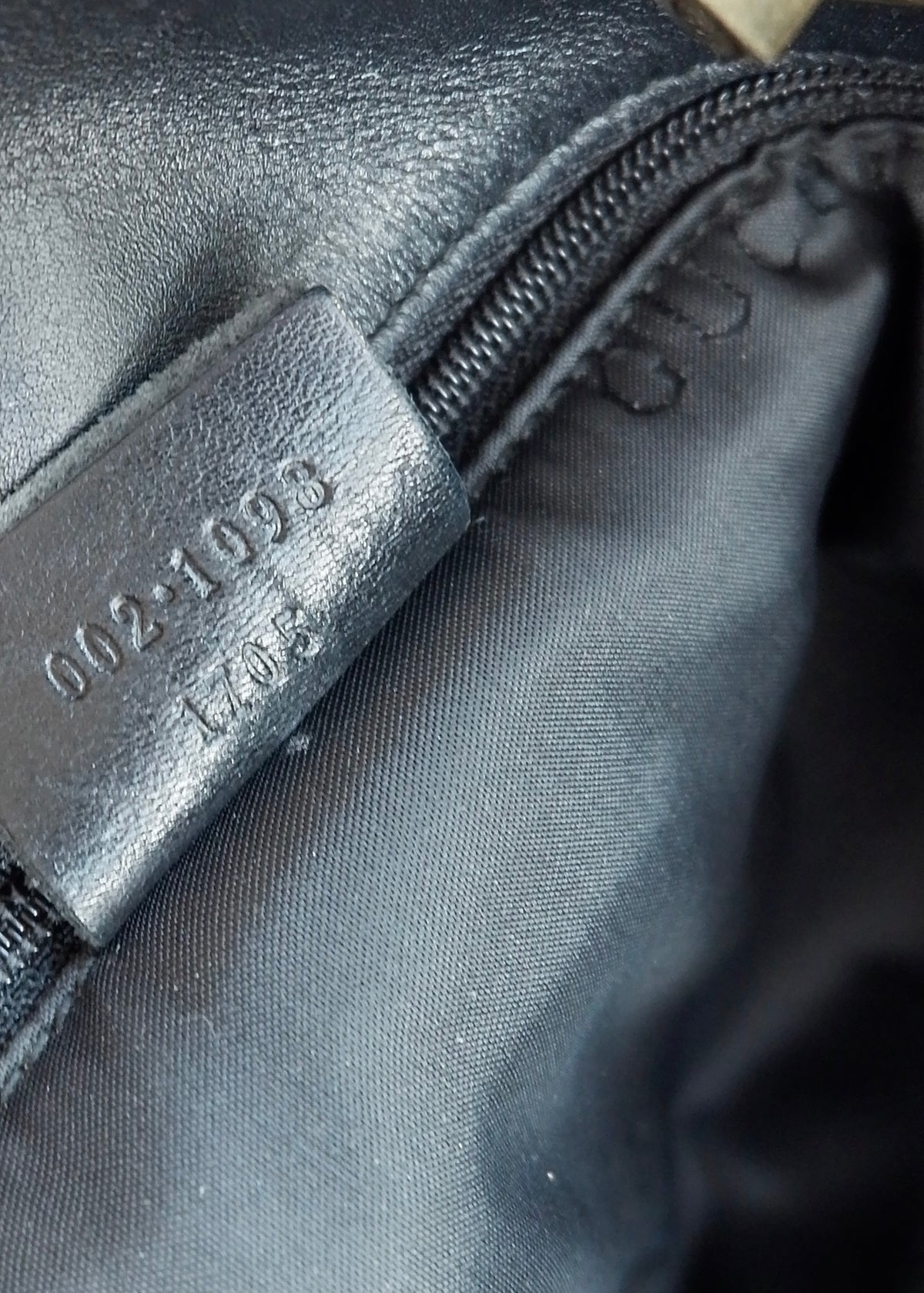 Preowned Gucci Black GG Canvas Shoulder Bag GHW