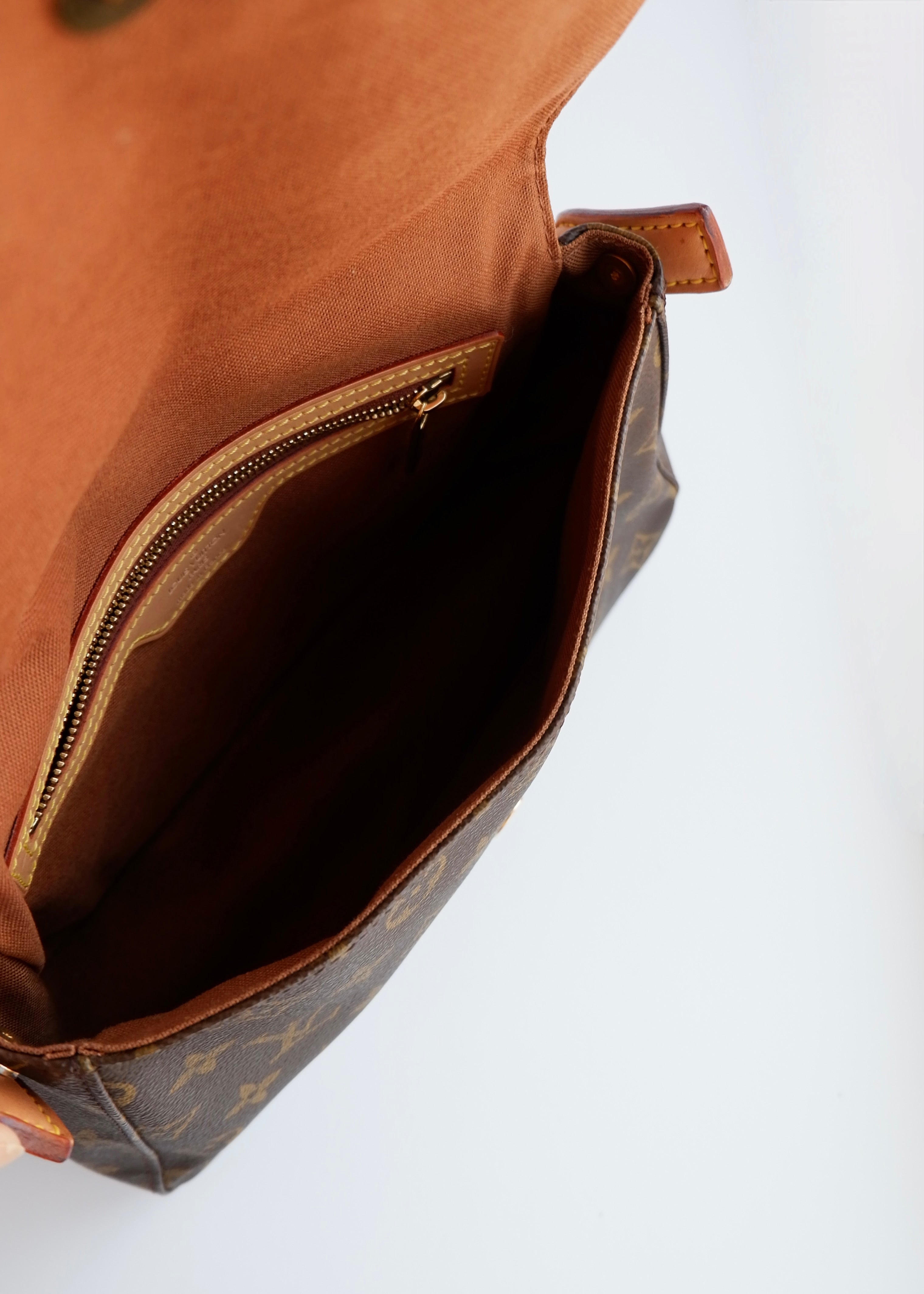 Sac Looping PM Louis Vuitton Monogram Authentique d'occasion