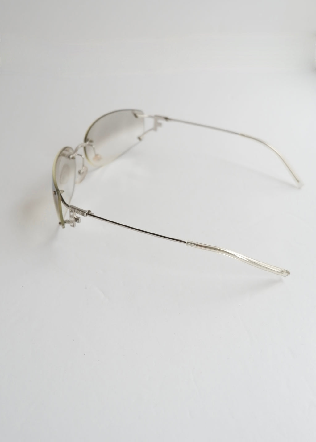 Preowned Fendi Transparent Frame Sunglasses