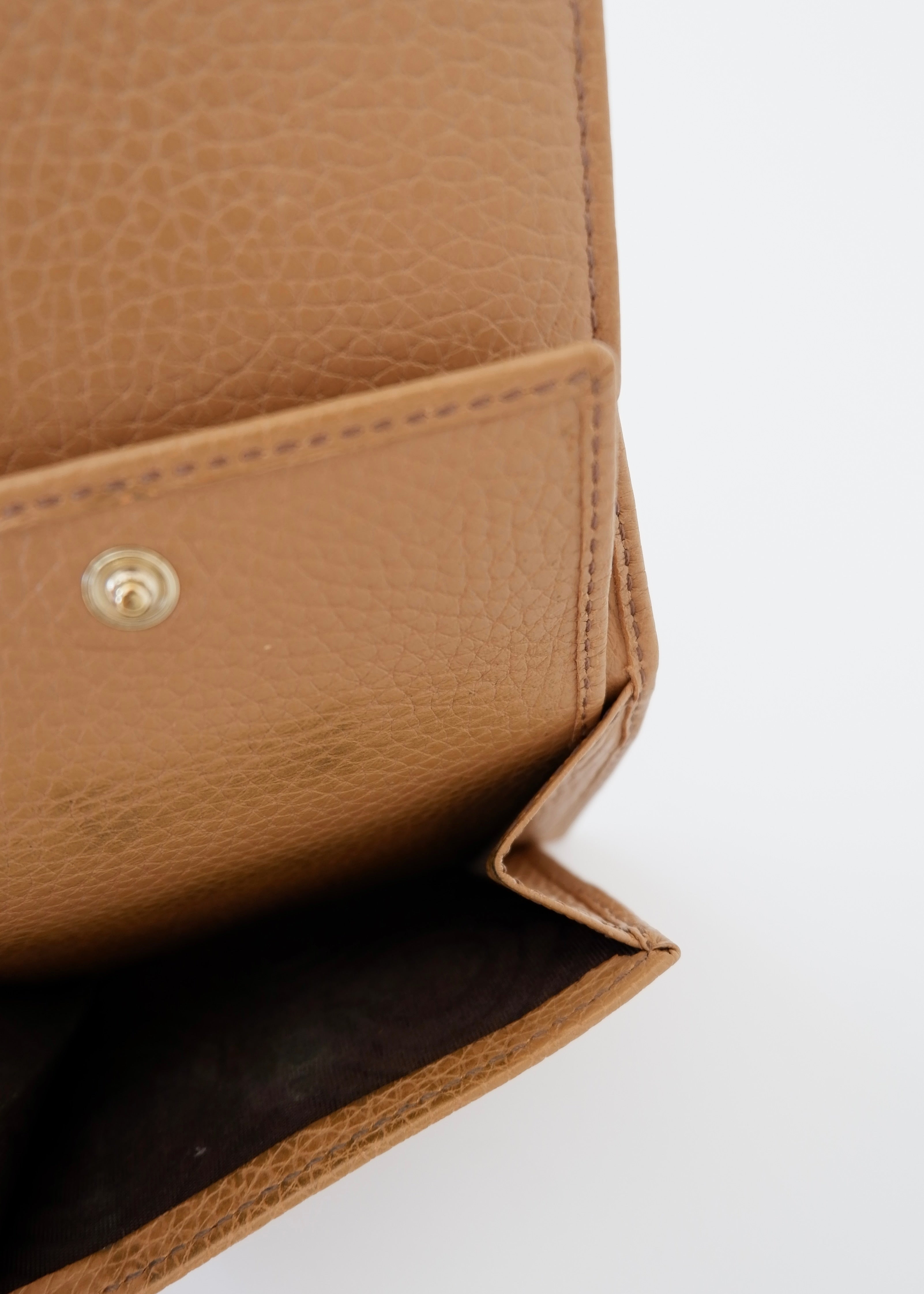 Authentic Preowned Gucci Beige Leather Bi - Fold Wallet