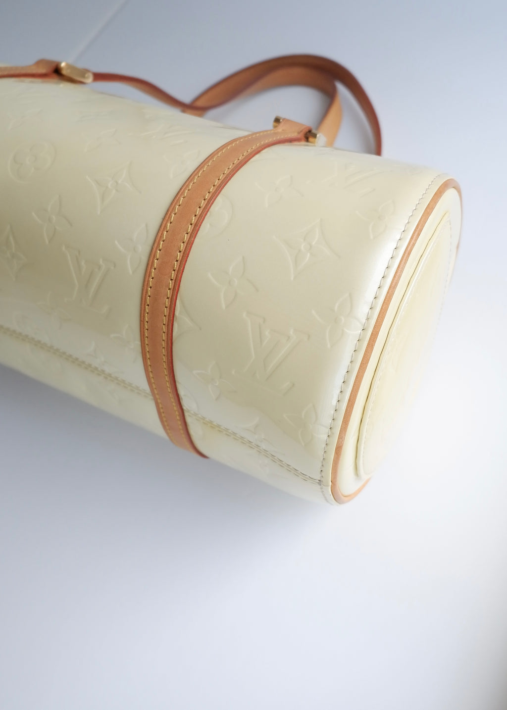 Preowned Louis Vuitton Monogram Vernis Perle Bedford Shoulder Bag