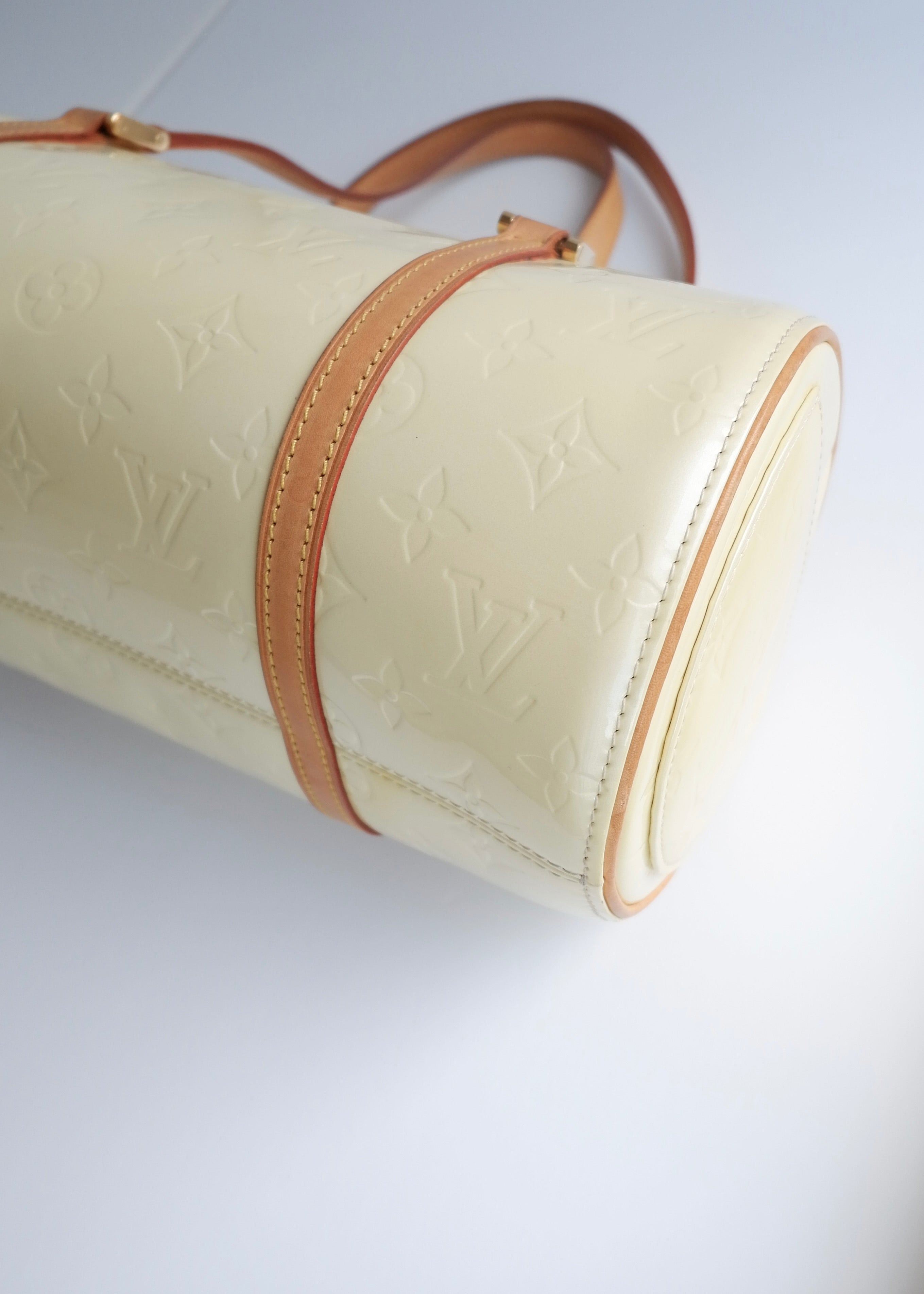 Preowned Louis Vuitton Monogram Vernis Perle Bedford Shoulder Bag
