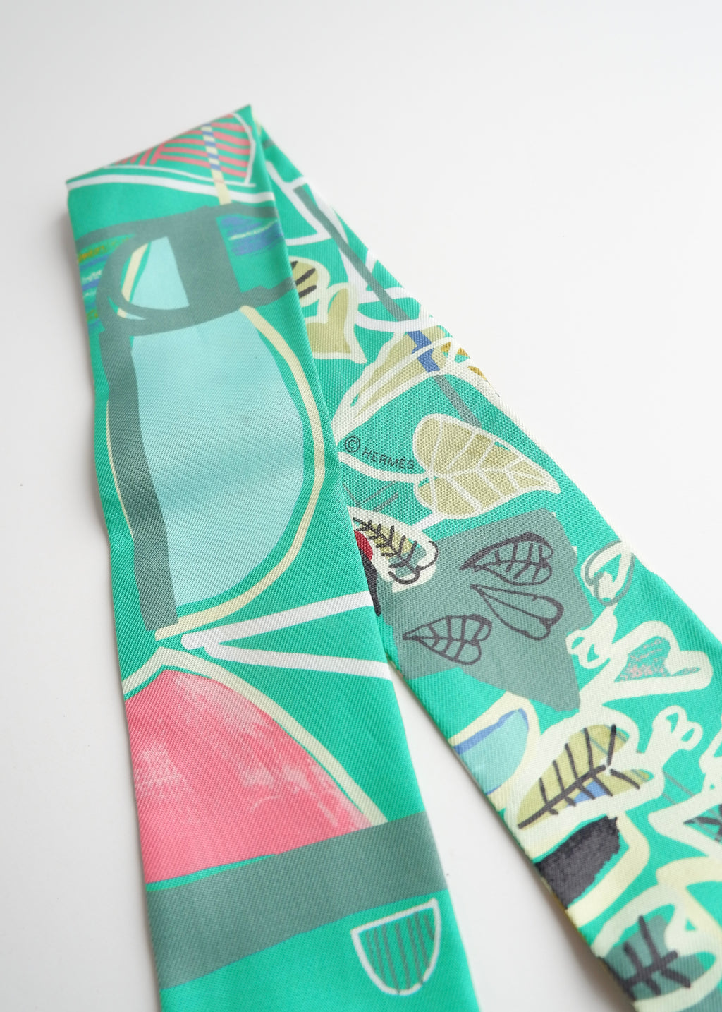 Authentic Preowned Hermes Green Mixed Print Twilly