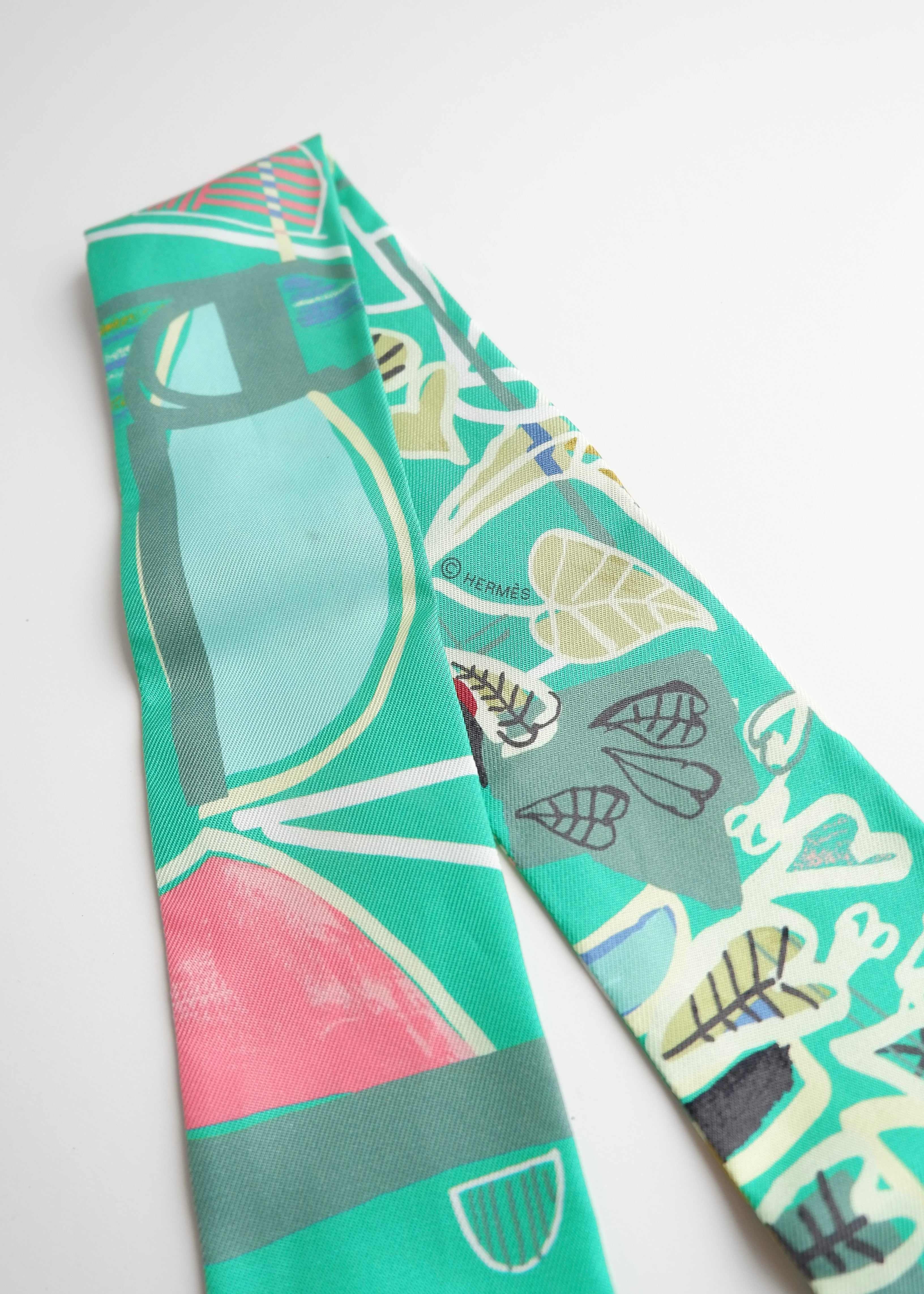 Authentic Preowned Hermes Green Mixed Print Twilly