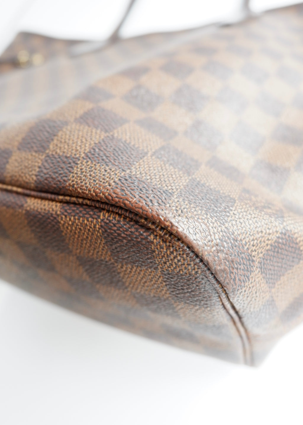 Preowned Louis Vuitton Damier Ebene Neverfull MM