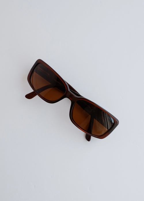 Authentiques Lunettes de Soleil Chanel Camélia Carrées Marron d'Occasion