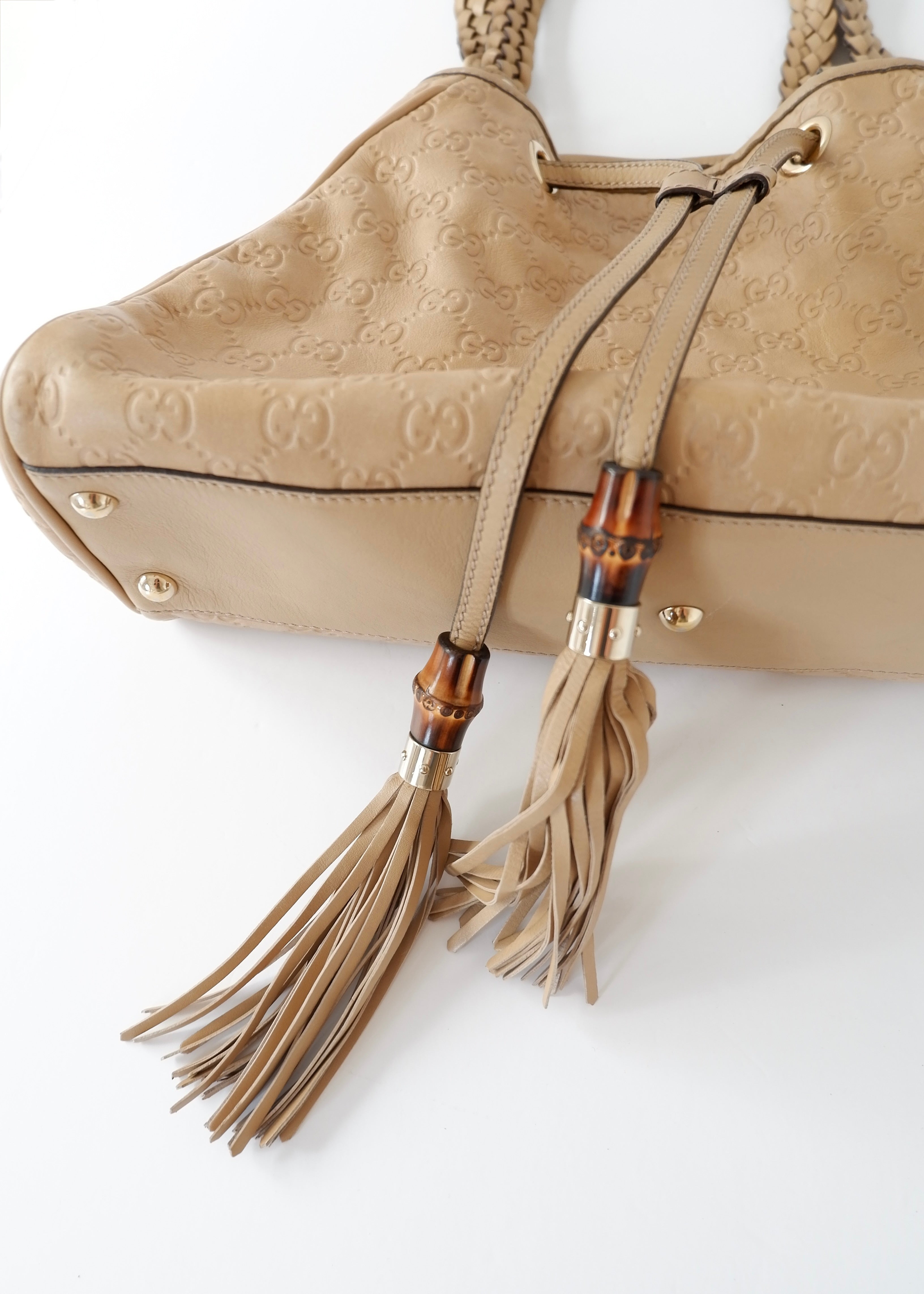 Authentic Preowned Gucci Beige Leagther Guccissima Peggy Tassel Shoulder Bag