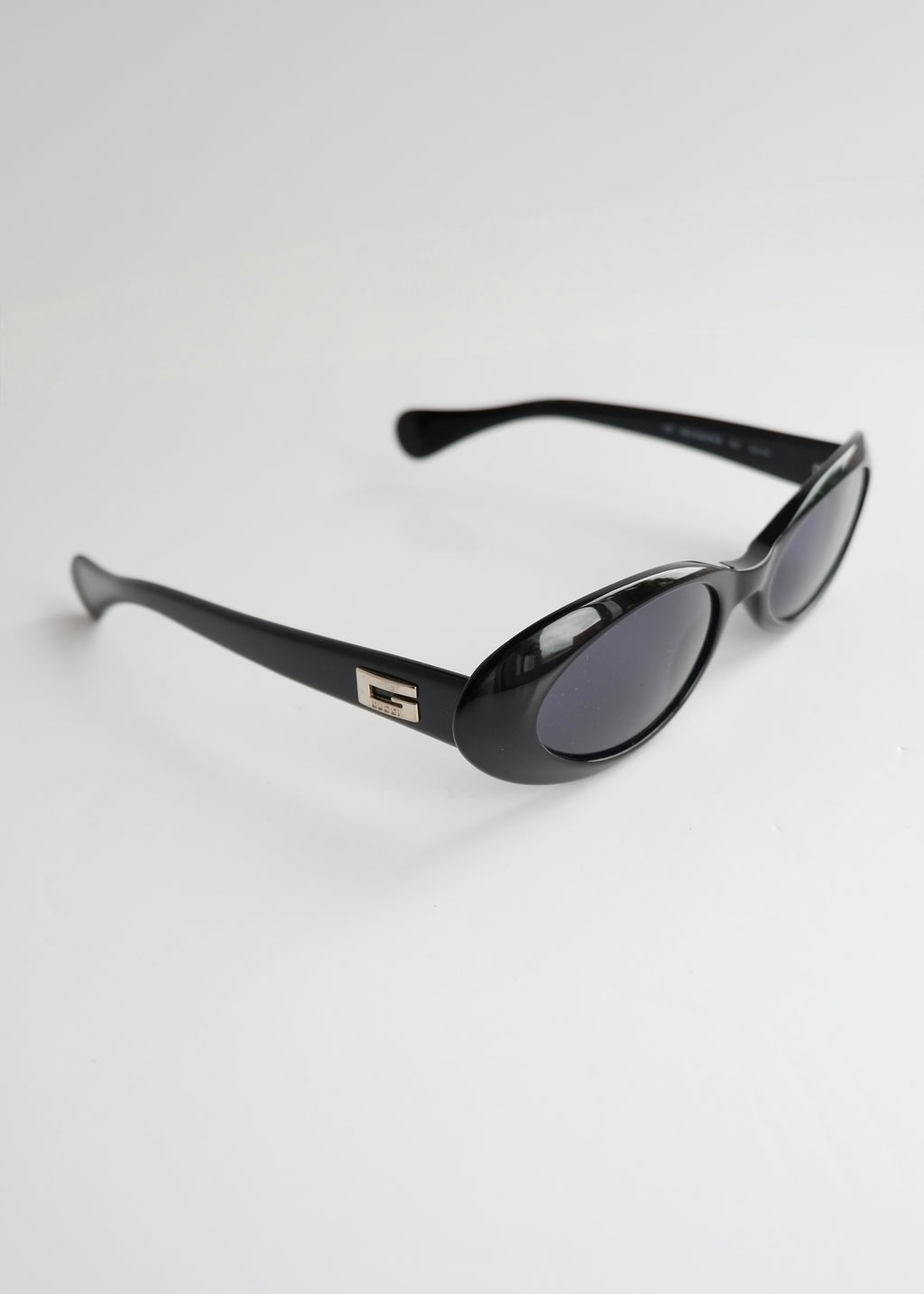 Authentic Preowned Vintage Gucci Black Oval Frame Sunglasses