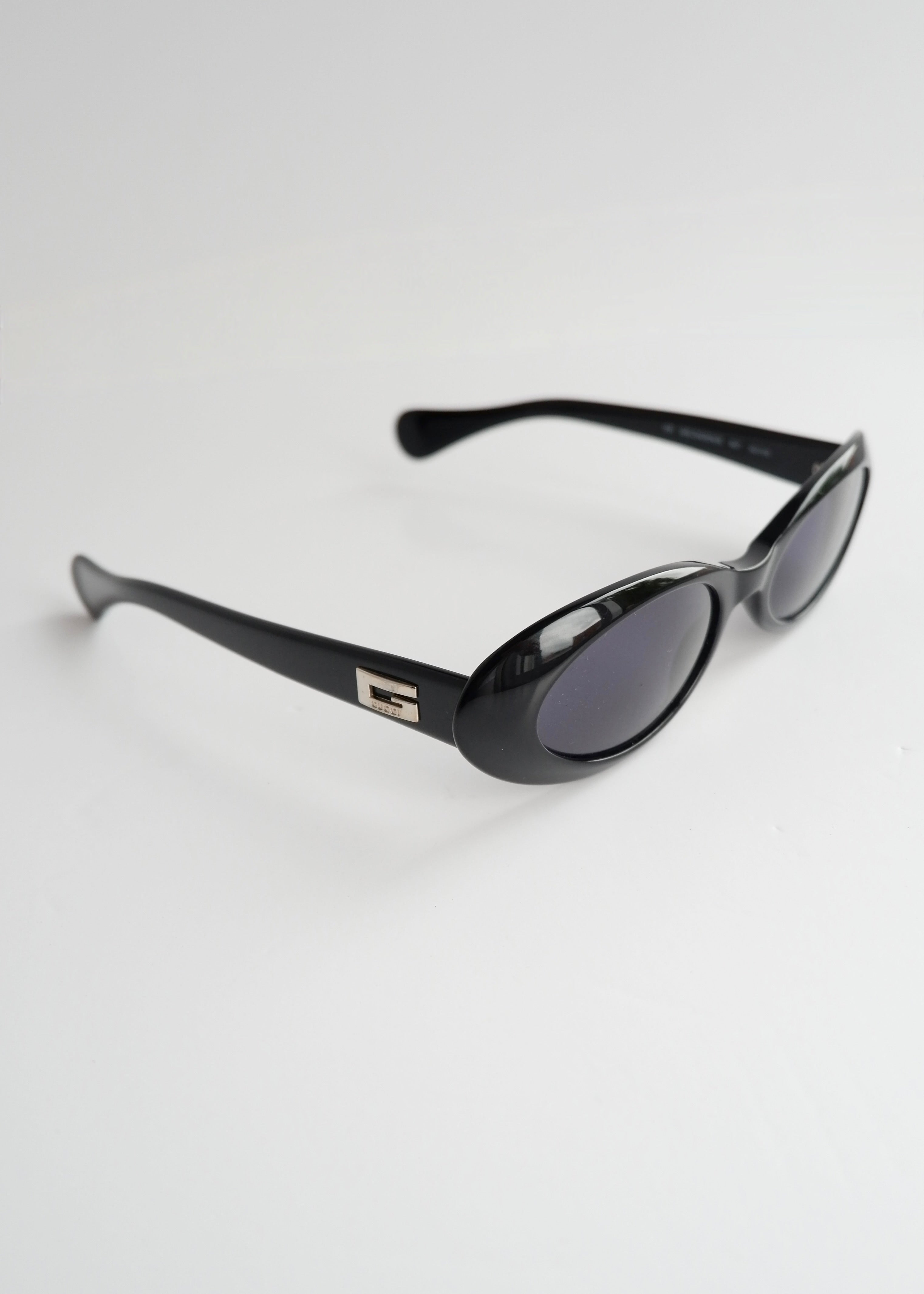 Authentic Preowned Vintage Gucci Black Oval Frame Sunglasses