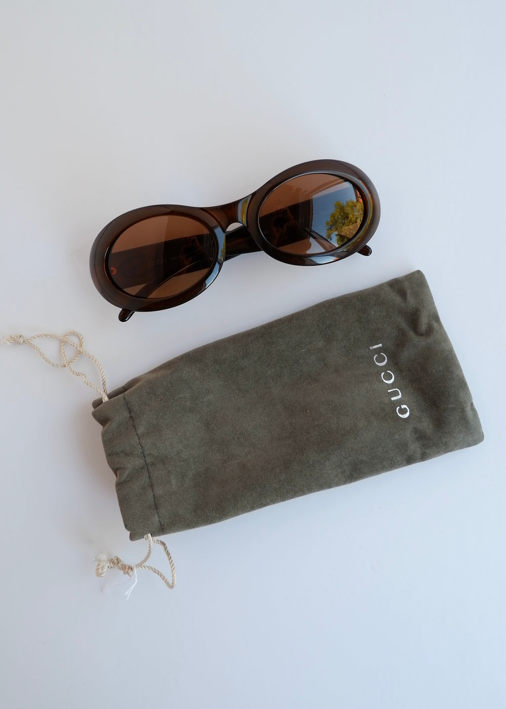 Authentiques lunettes de soleil vintage d'occasion Gucci à monture ronde en acétate marron