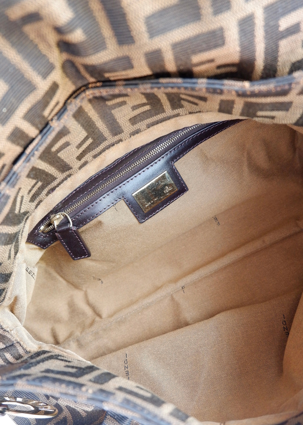 Sac porté épaule Fendi Zucca Chef marron vintage d'occasion authentique