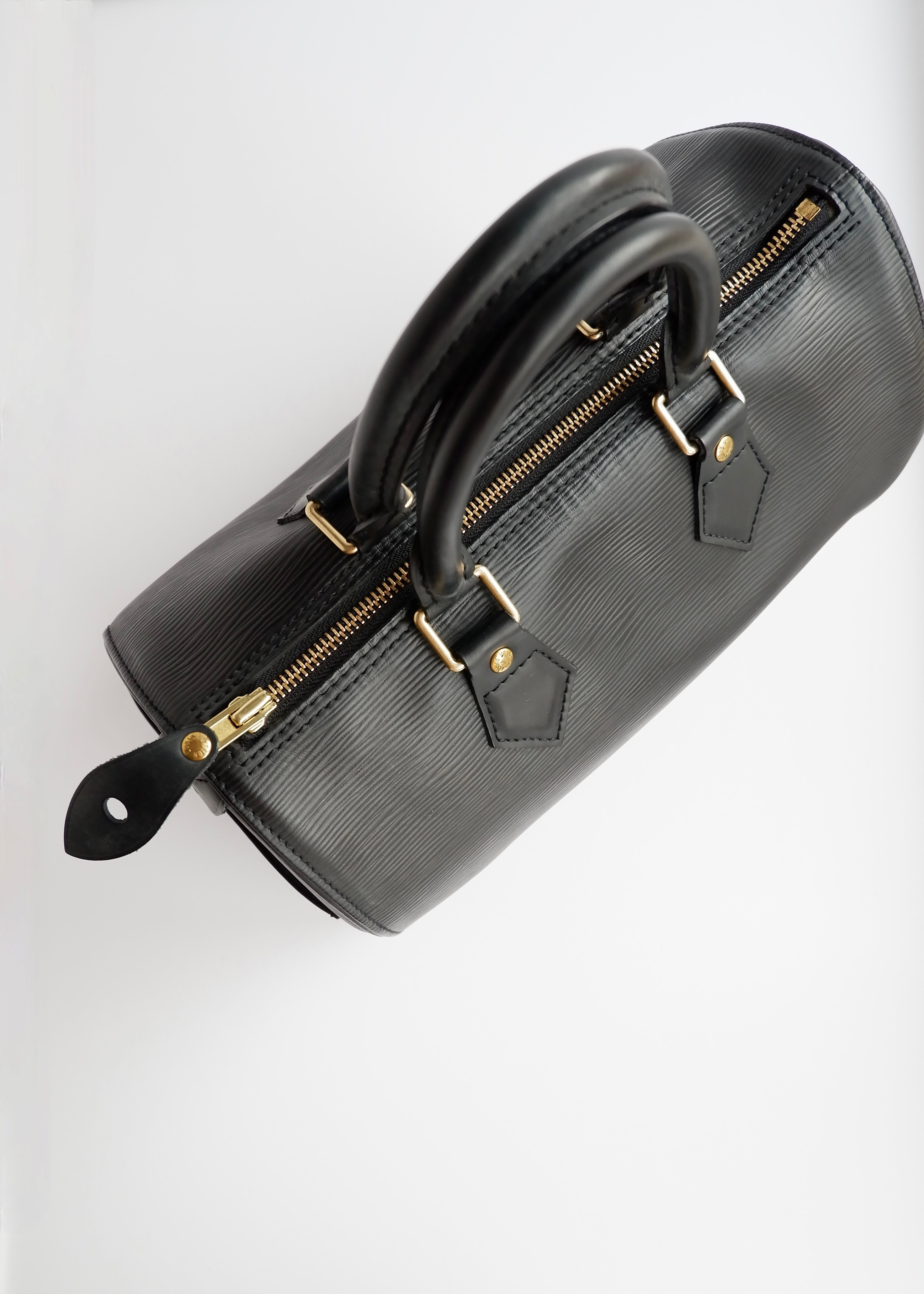 Authentic Preowned Louis Vuitton Black Epi Speedy 25