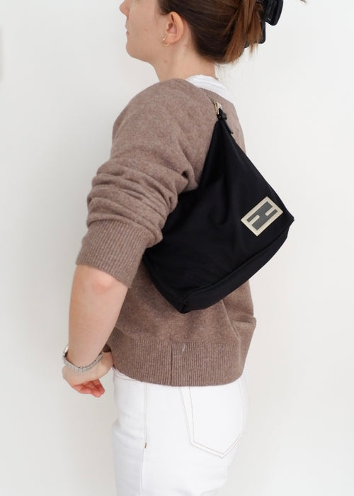 Sac bandoulière hobo Fendi noir en néoprène authentique d'occasion