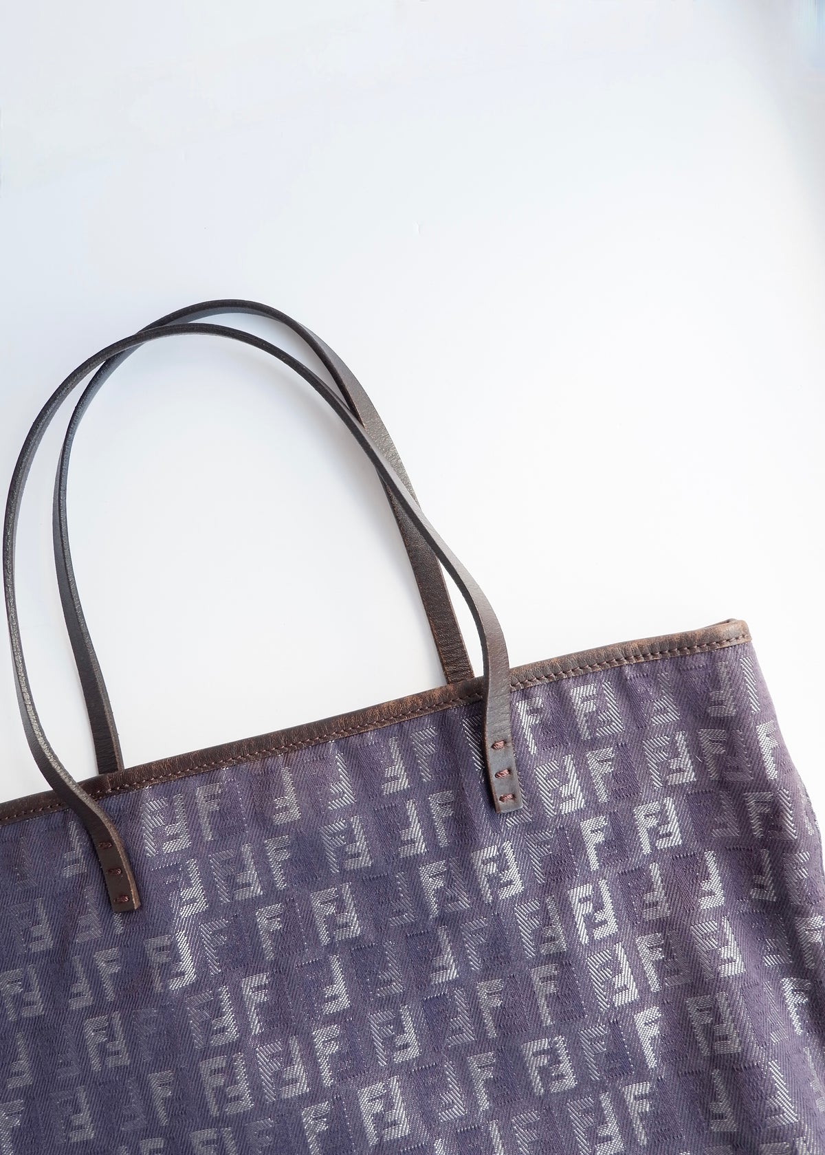 Preowned Fendi Navy Zucchino Denim/Leather Shoulder Tote