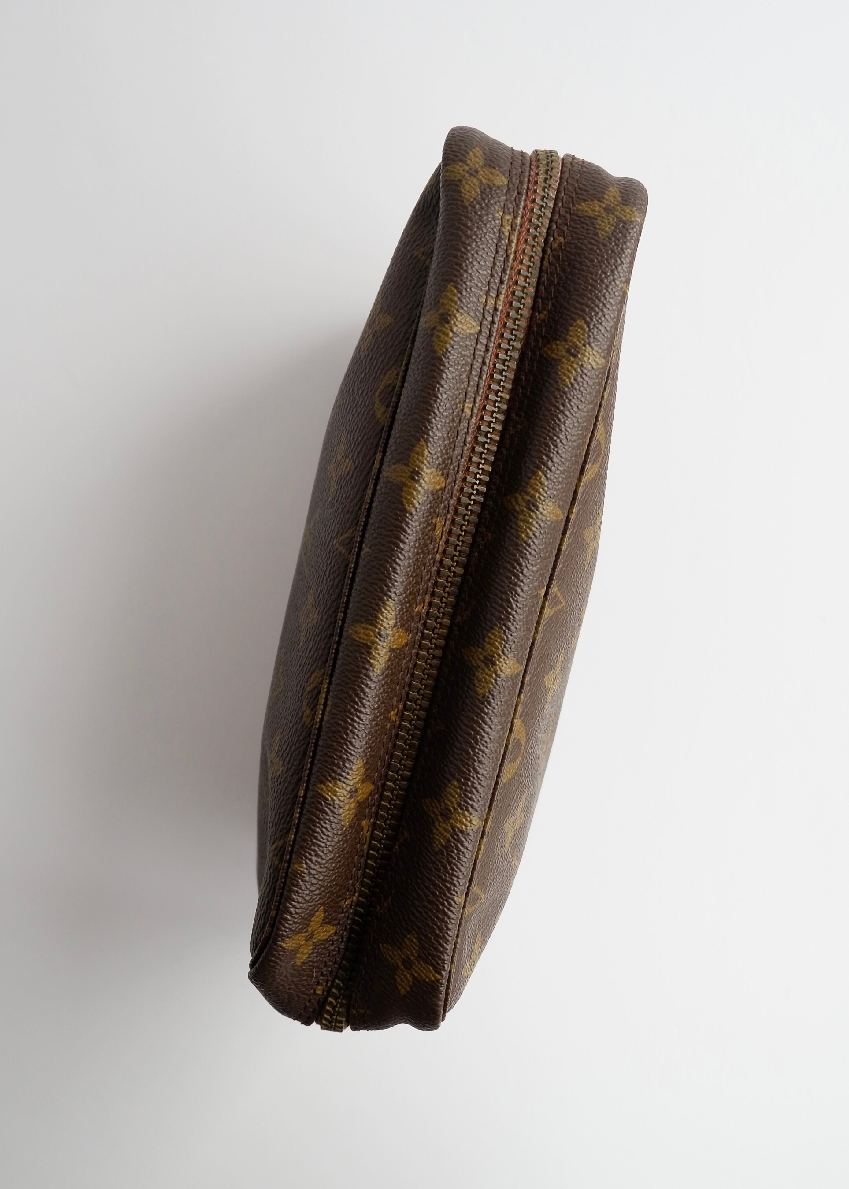 Authentic Preowned Vintage Louis Vuitton Monogram Toiletry Pouch