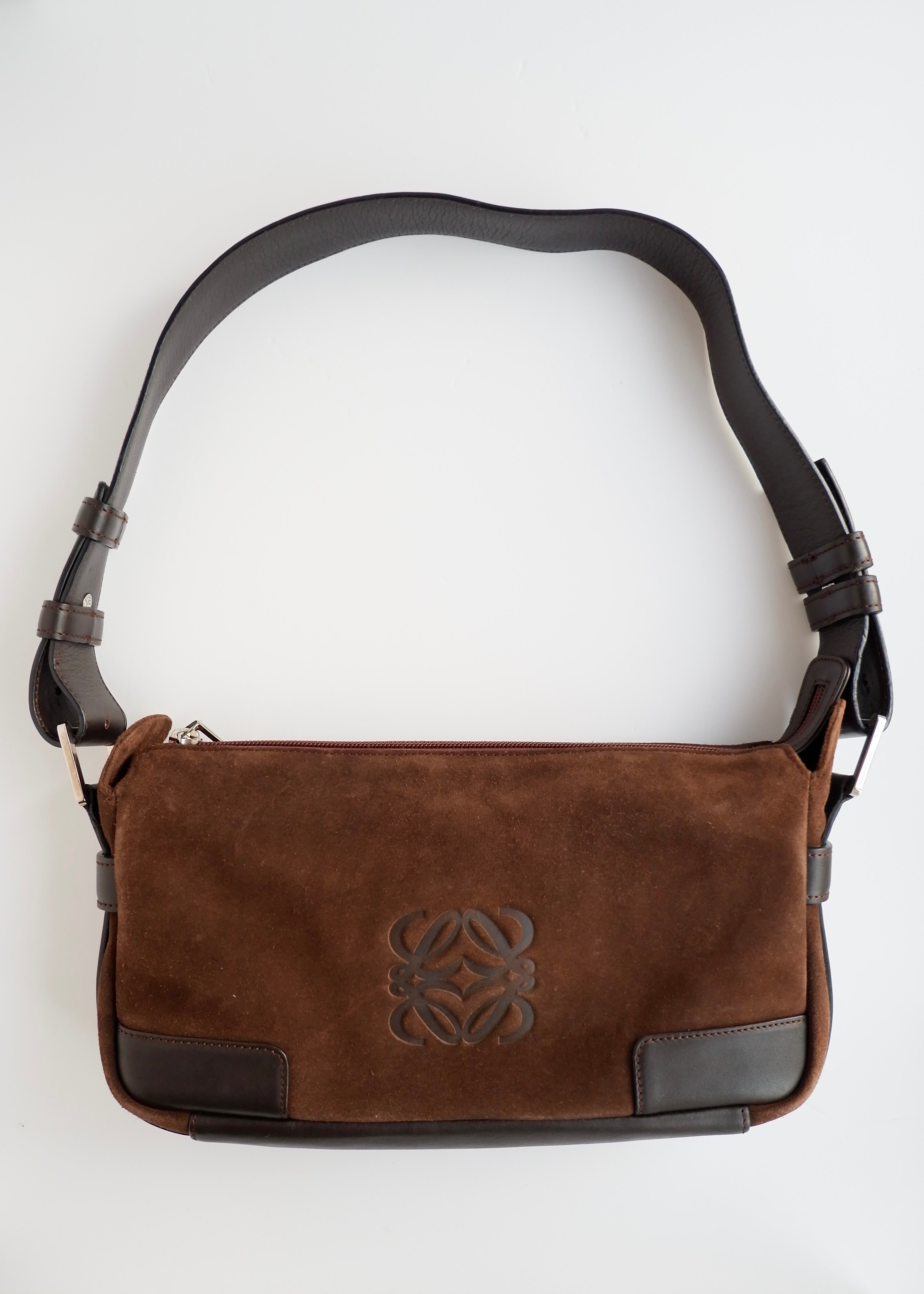 Sac bandoulière Loewe d'occasion authentique en daim marron