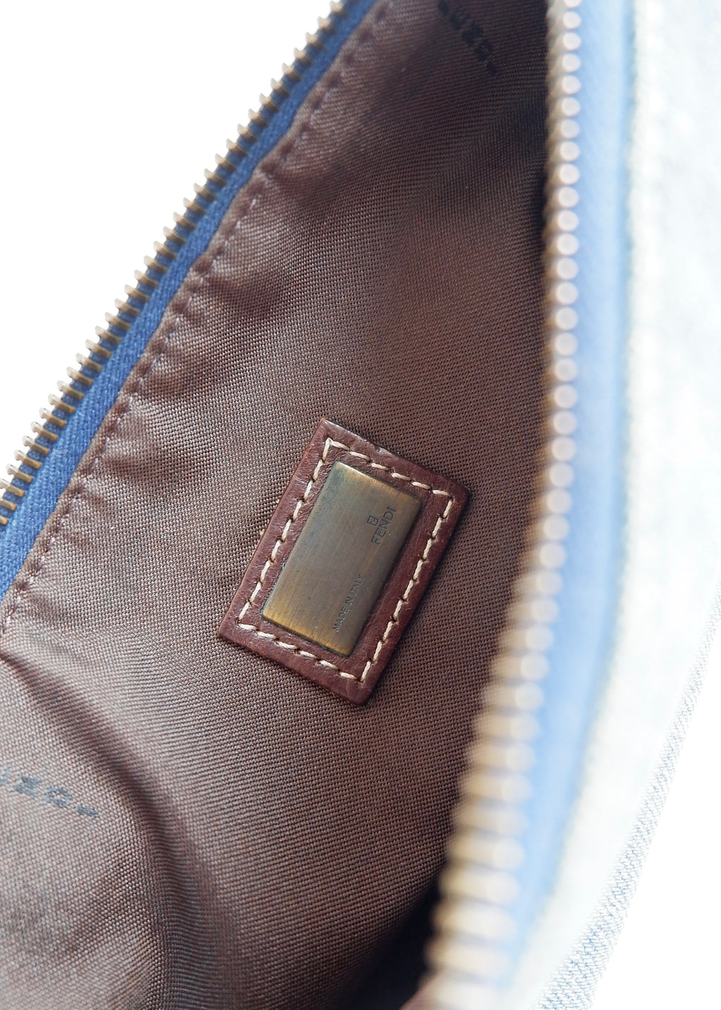 Authentique Sac porté épaule Fendi en jean bleu d'occasion