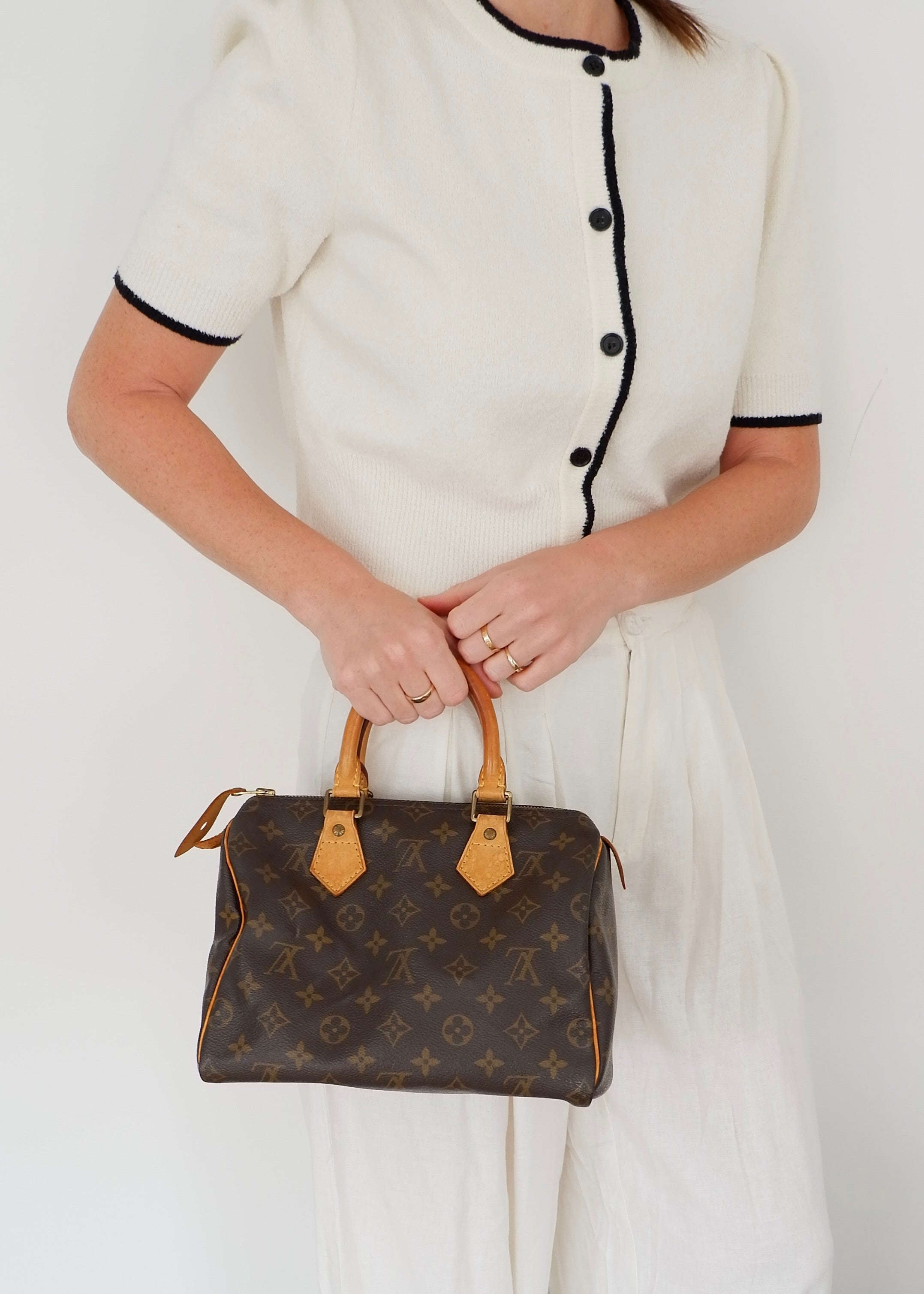 Authentic Preowned Louis Vuitton Monogram Louis Vuitton Speedy 25 Handbag