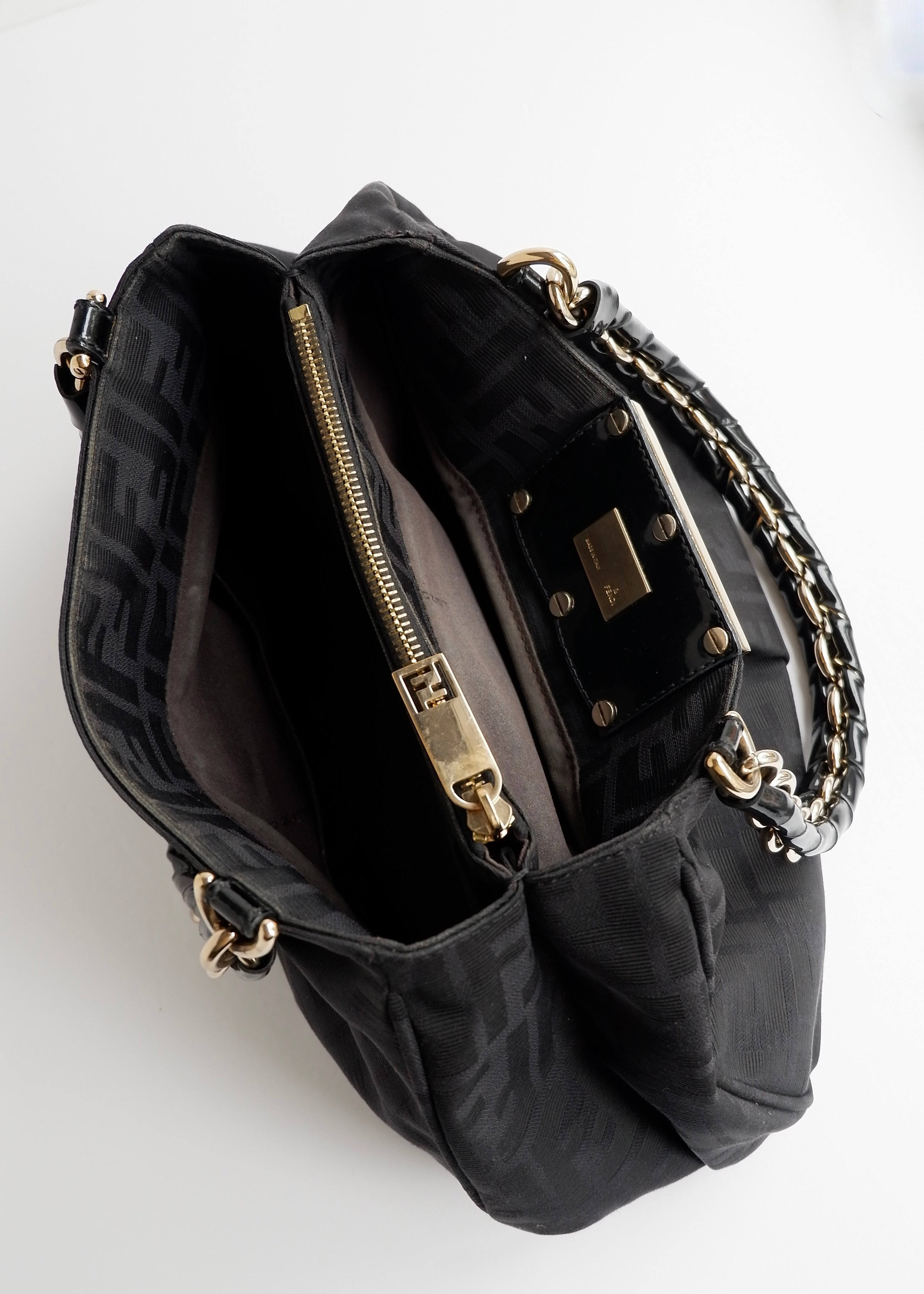 Preowned Fendi Black Zucca Print Gold FF Logo Shoulder Bag