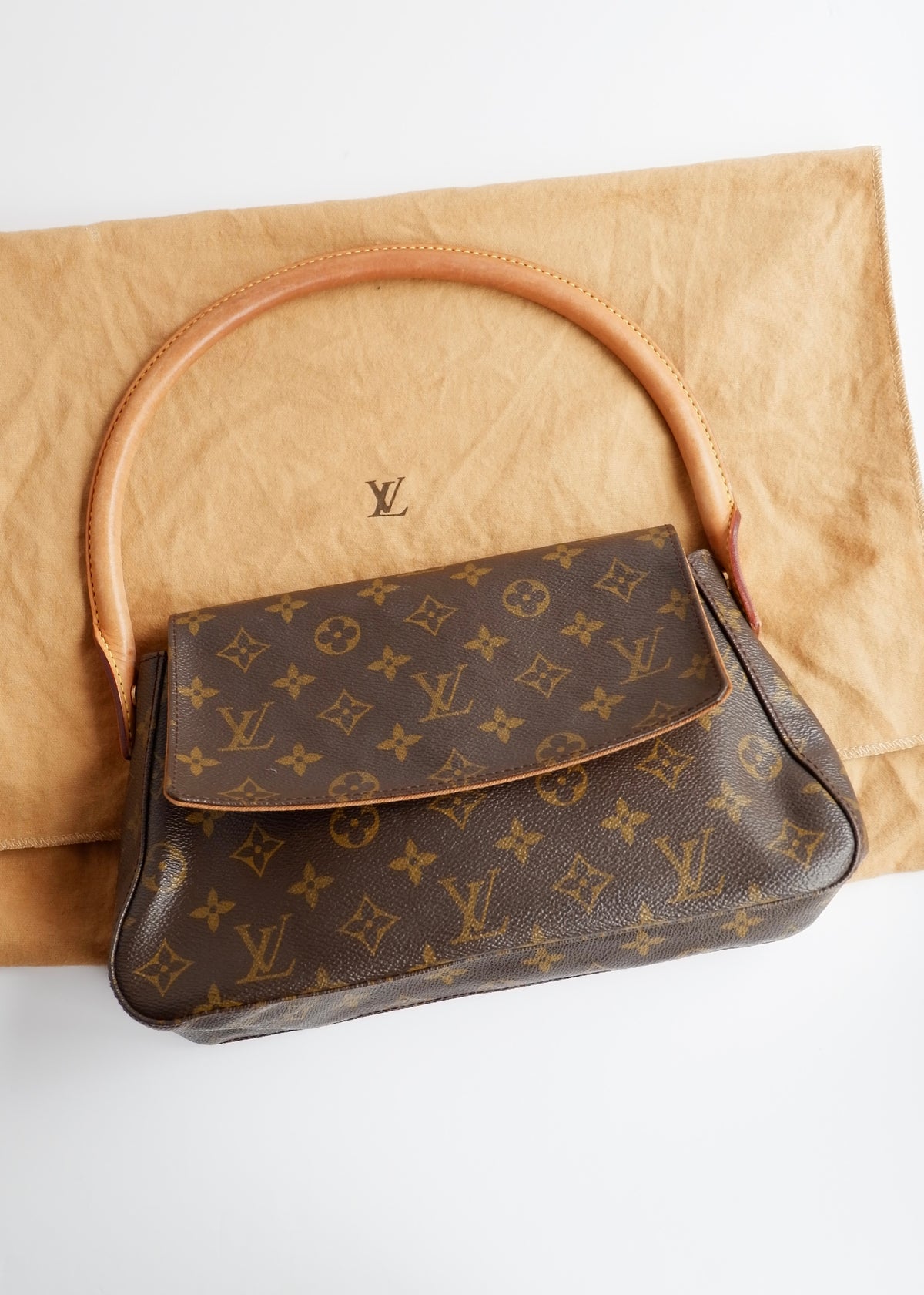 Preowned Louis Vuitton Monogram Mini Looping Bag Shoulder Bag