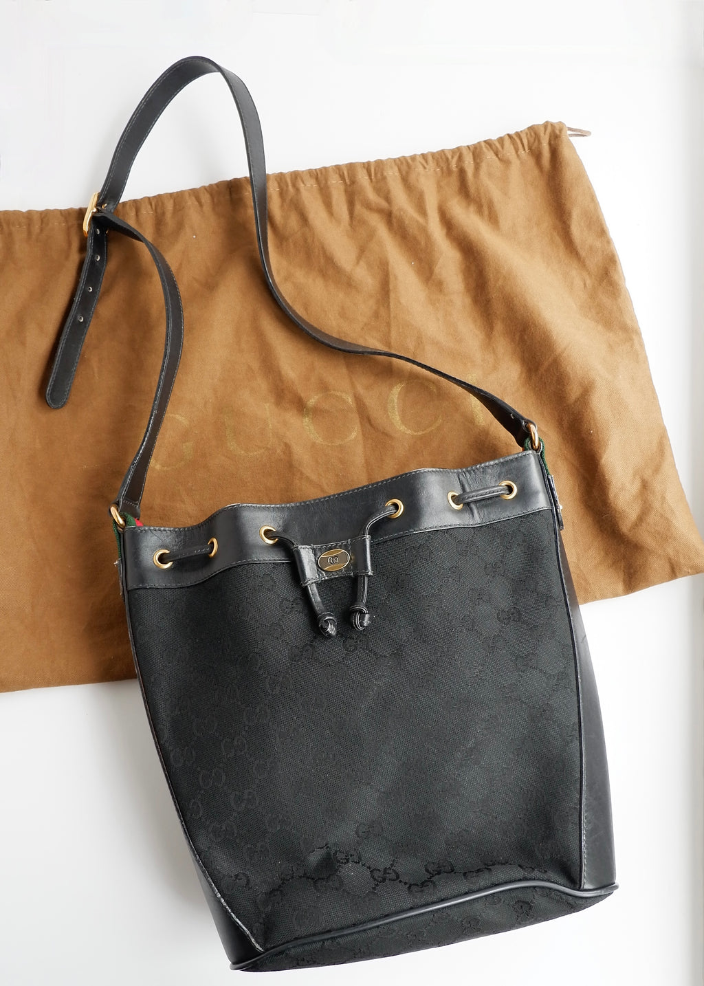 Preowned Gucci Black GG Canvas Drawstring Crossbody Bag