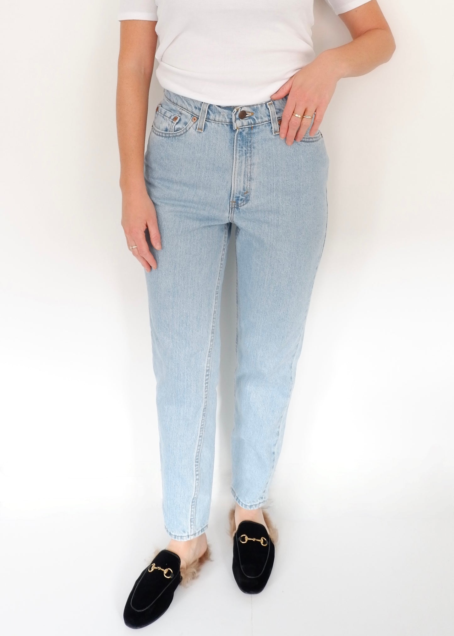 Levis Vintage 512 Slim Fit Tapered Light Wash Jeans - 26