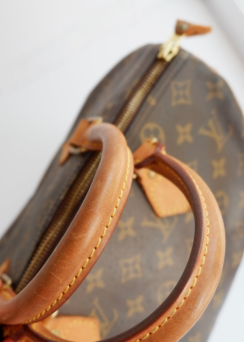 Preowned Vintage Louis Vuitton Monogram Speedy 30 Handbag