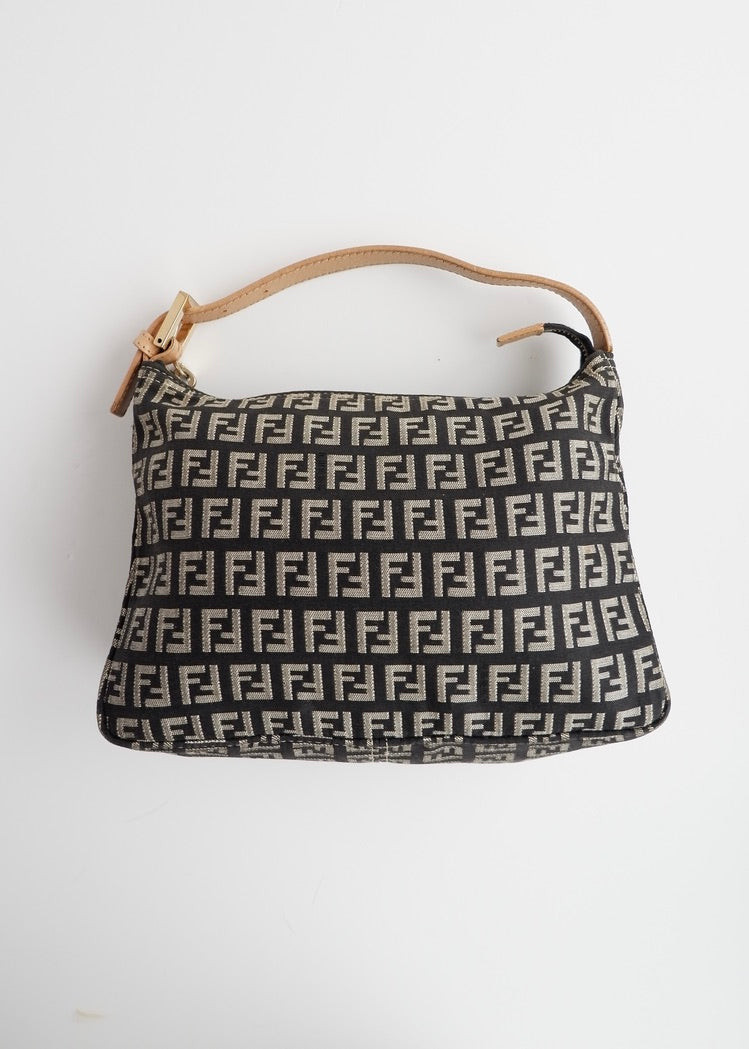 Authentique pochette Fendi d'occasion en toile/cuir Zucchino noire