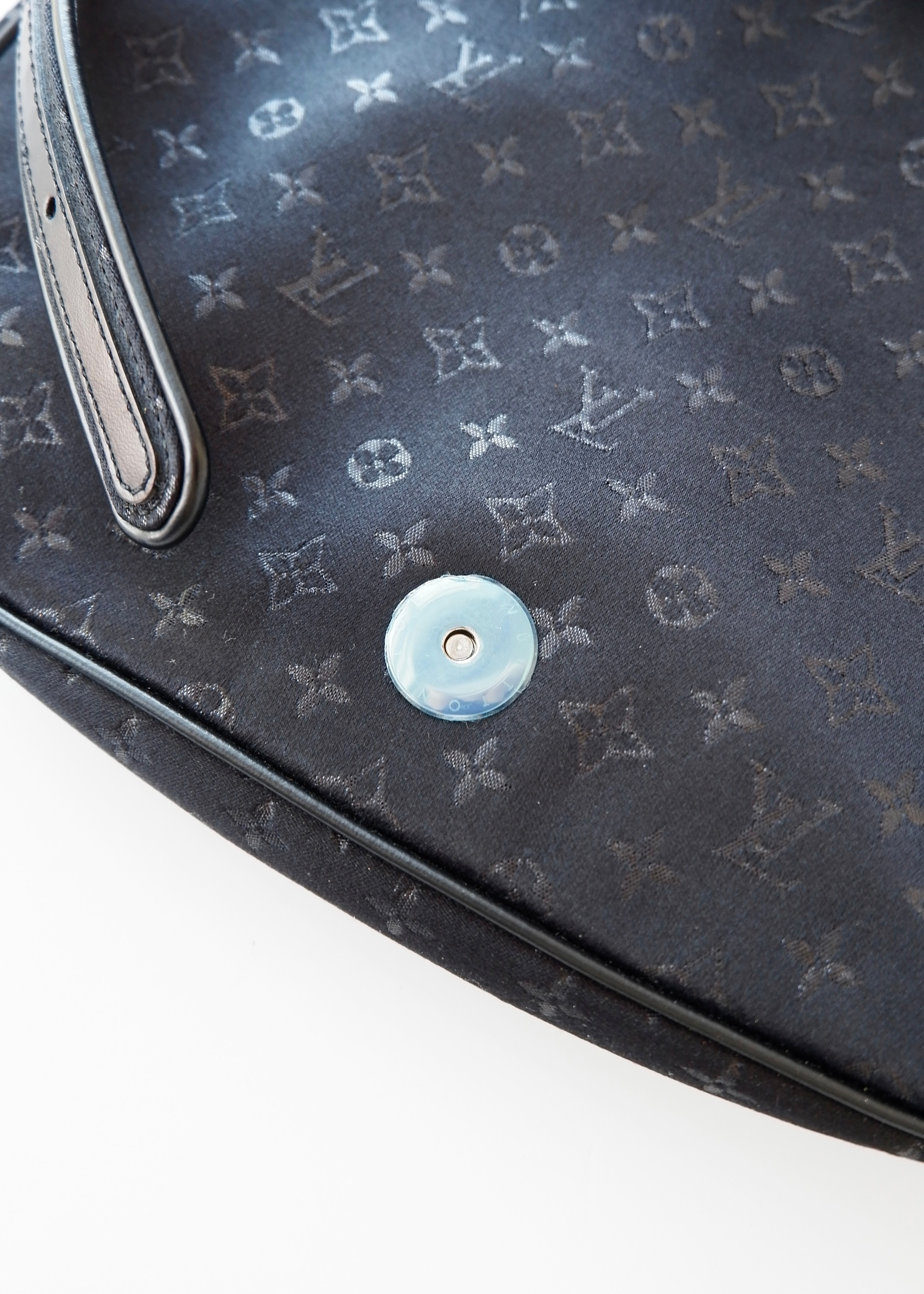 Preowned Louis Vuitton Limited Edition Conte de Fees Musette Bag