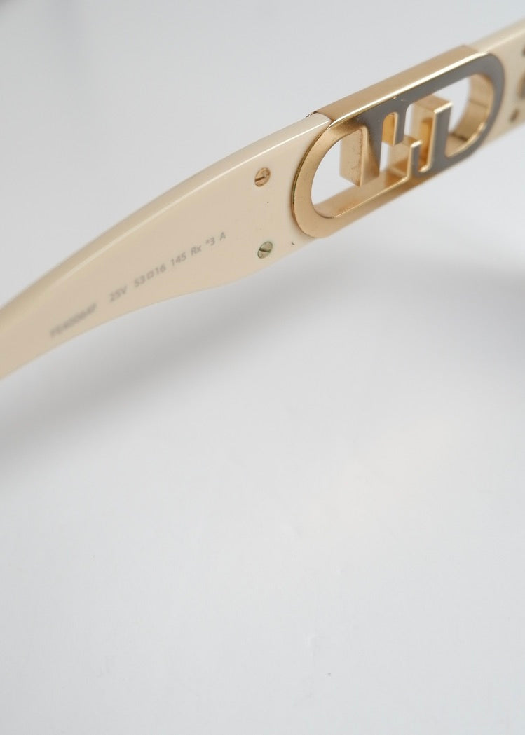 Preowned Fendi Beige Acetate Cat Eye Sunglasses