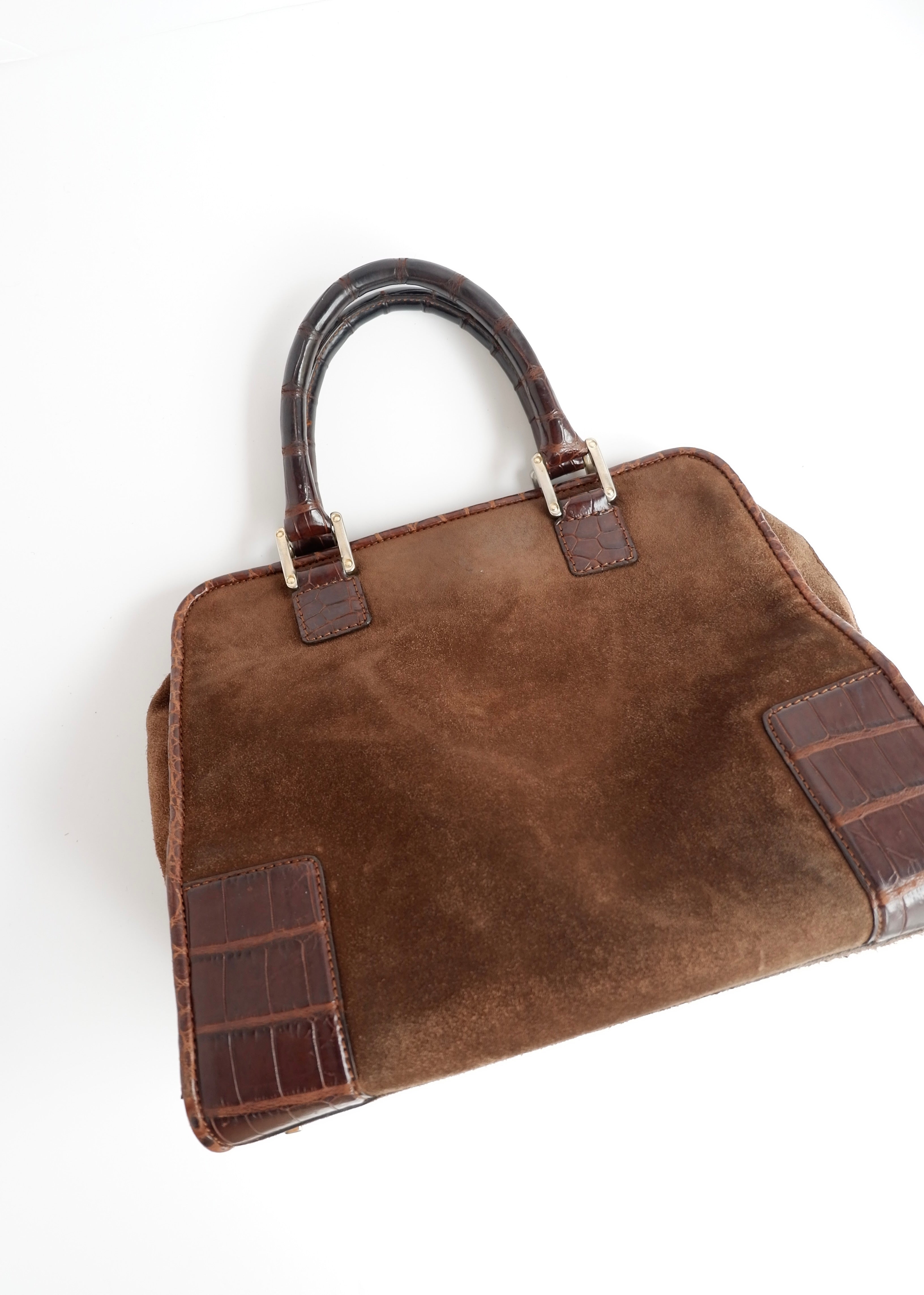 Sac à main Loewe authentique d'occasion en daim marron