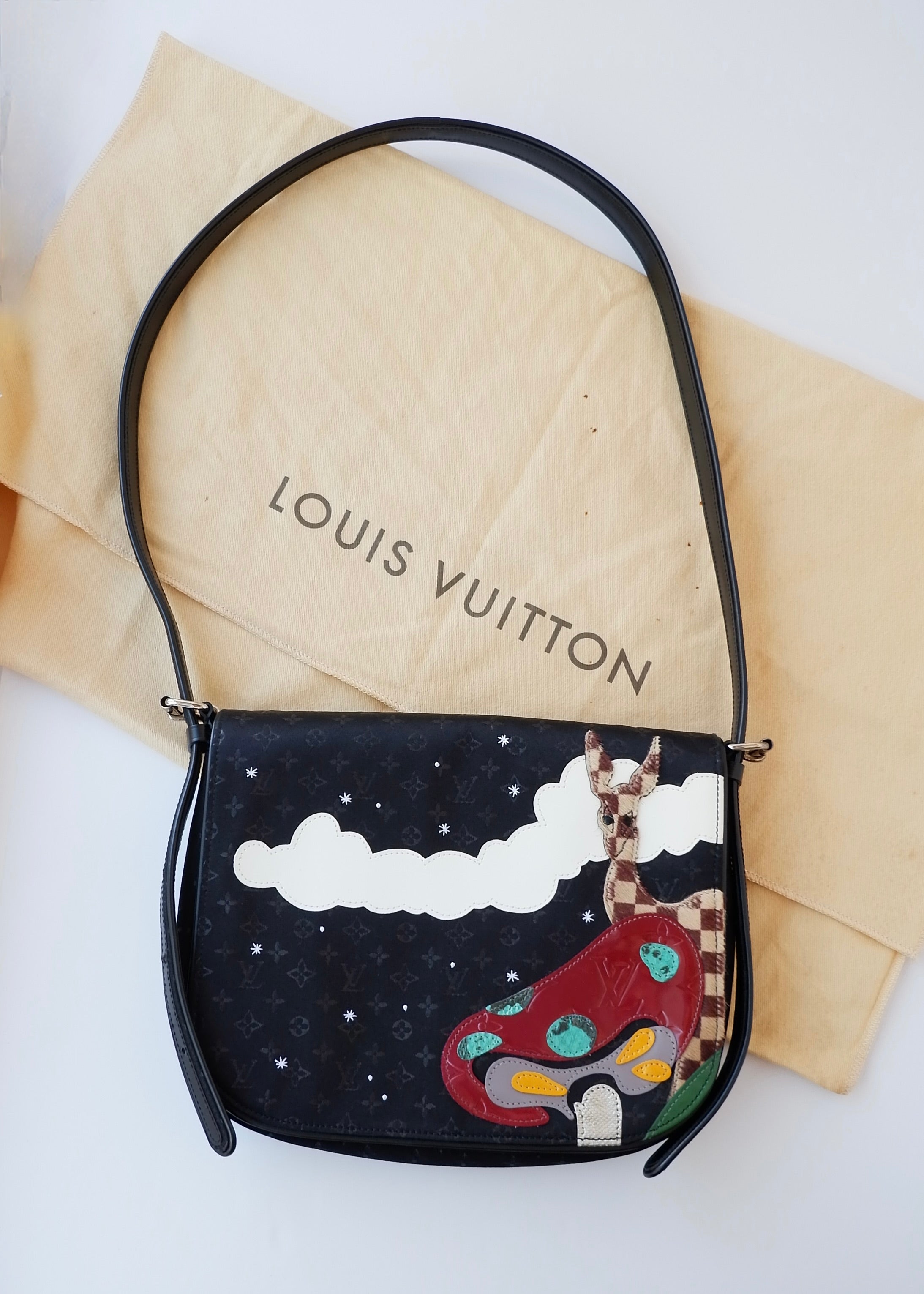 Preowned Louis Vuitton Limited Edition Conte de Fees Musette Bag