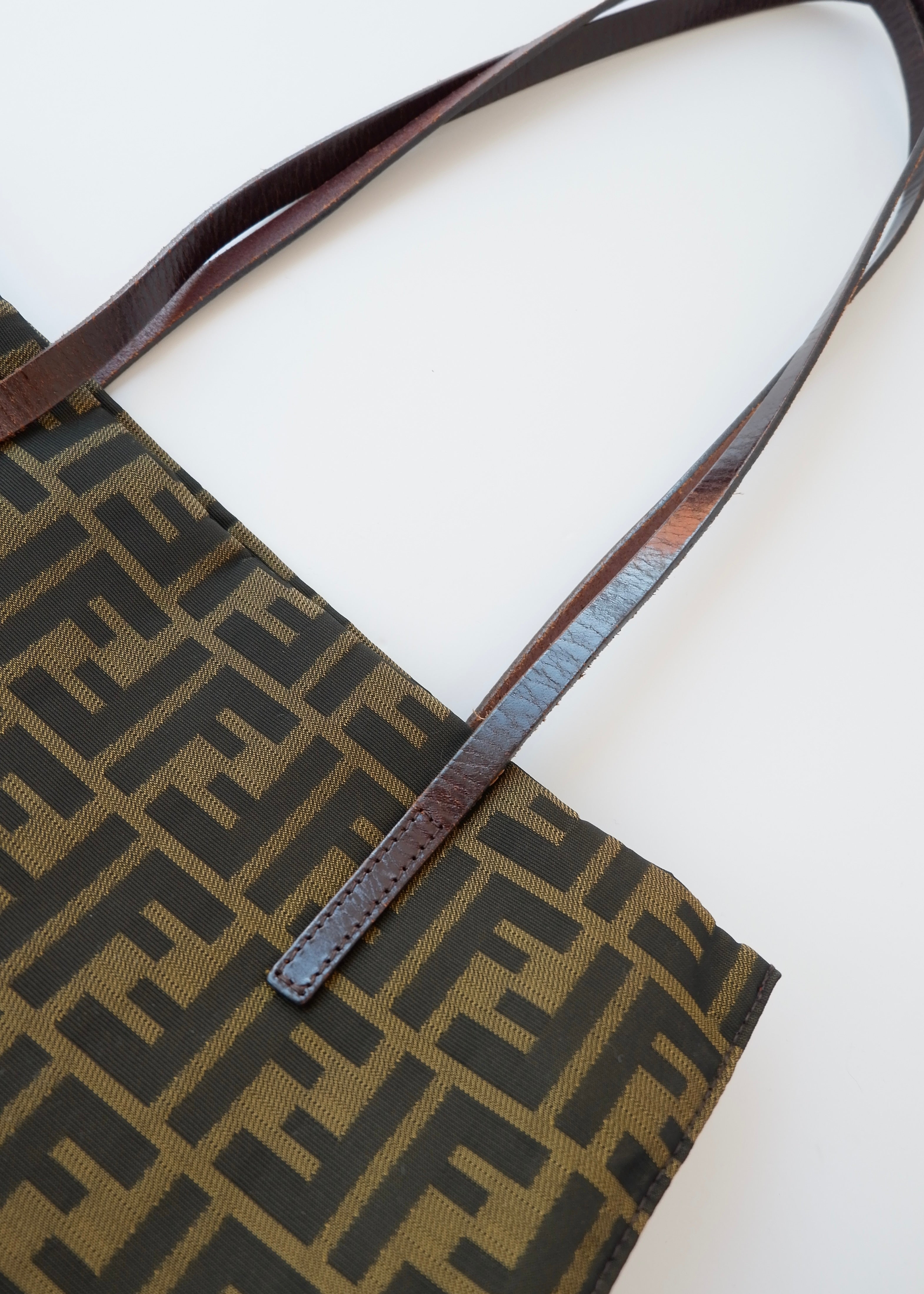 Preowned Vintage Fendi Brown Zucca Canvas Shoulder Tote