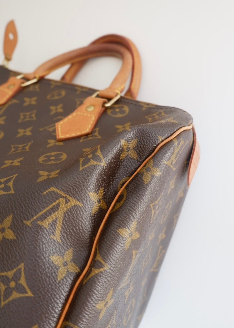 Preowned Louis Vuitton Monogram Speedy 30 Handbag