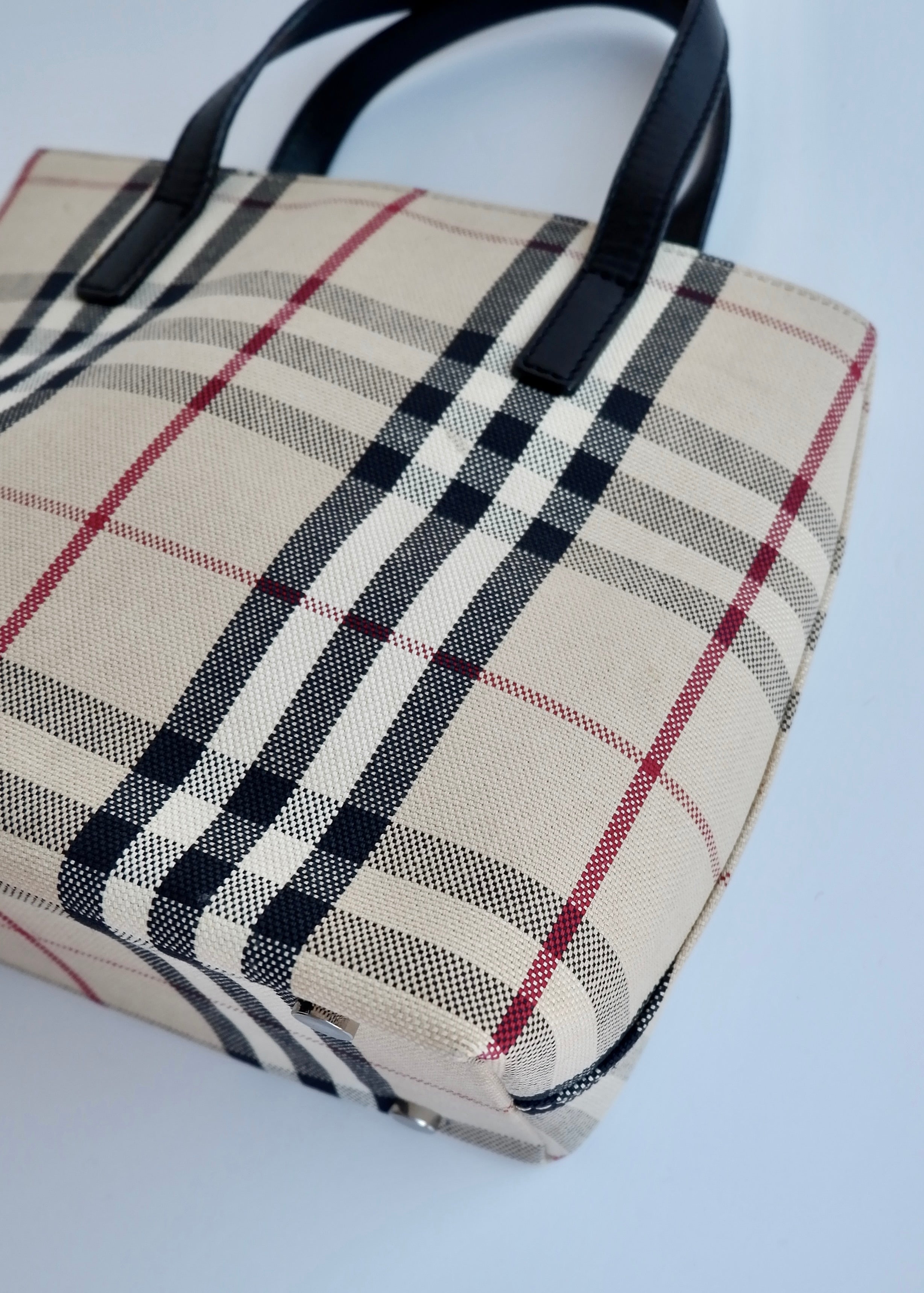 Sac à main Burberry d'occasion authentique en toile Nova Check avec poignée supérieure