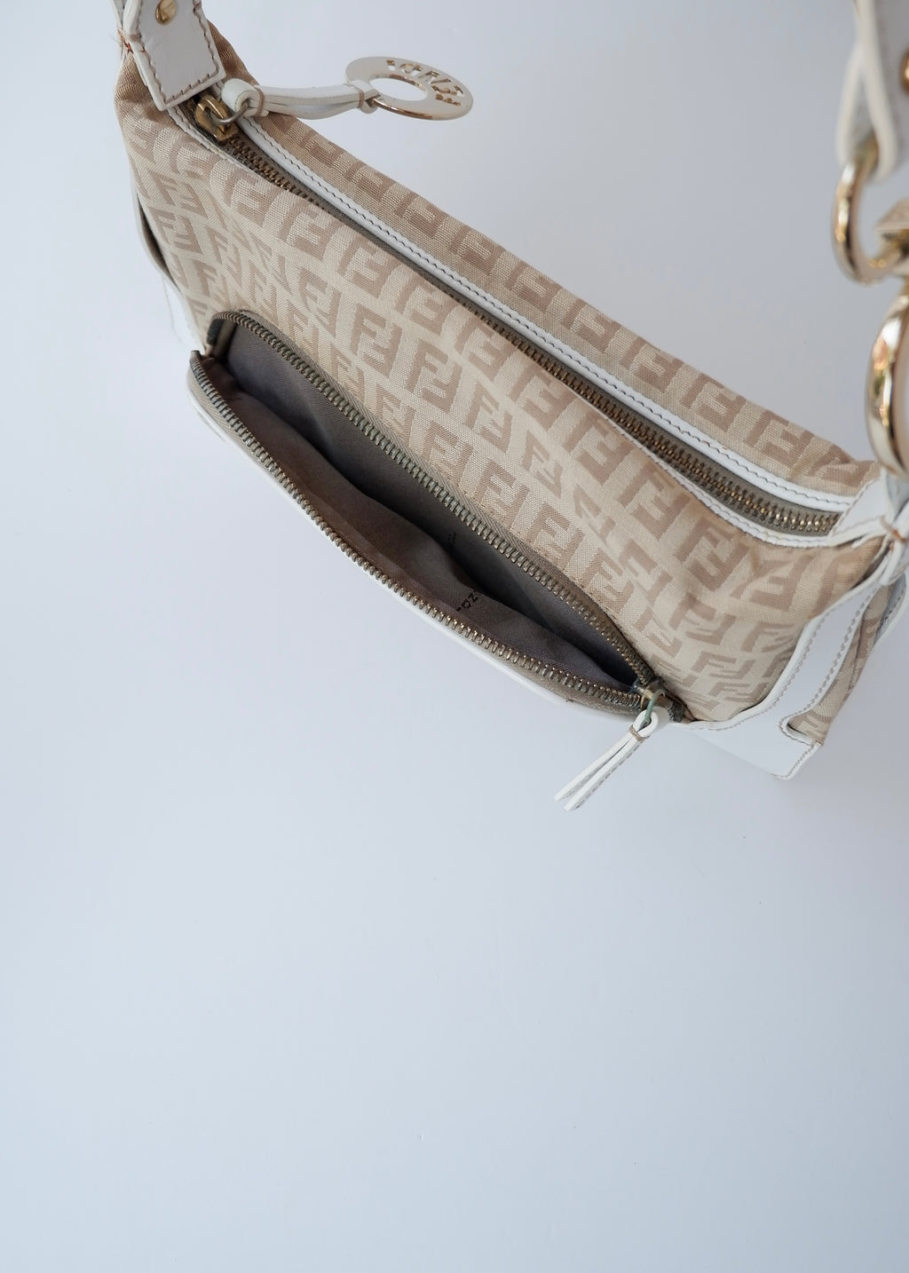 Preowned Vintage Fendi White Leather Beige Canvas Zucchino Shoulder Bag