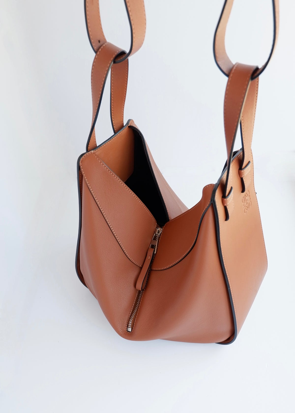 Preowned Loewe Brown Leather Hammock Bag