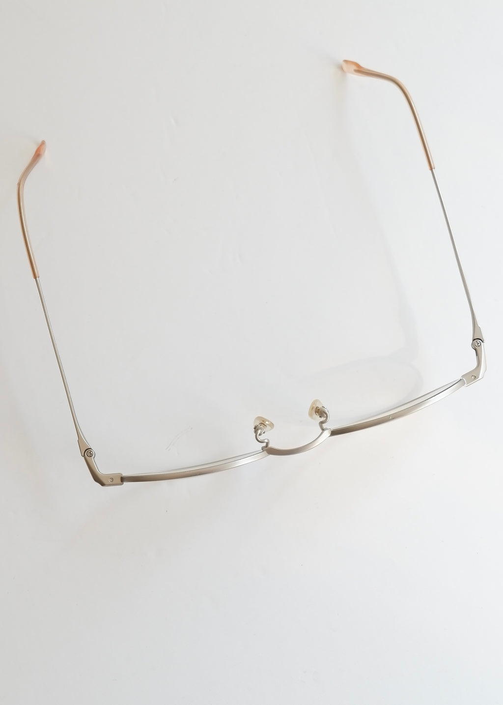 Authentiques lunettes de soleil Gucci d'occasion en argent/transparent à monture ronde