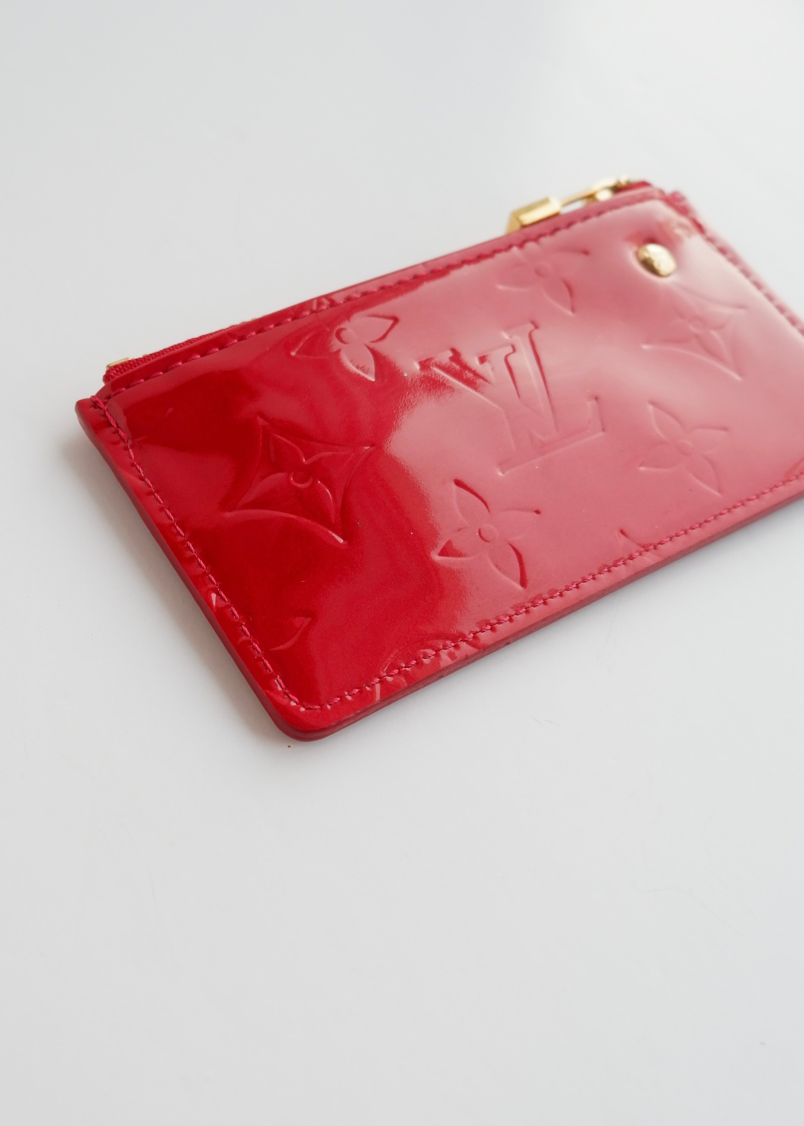 Authentic Preowned Louis Vuitton Monogram Red Vernis Pochette Cle