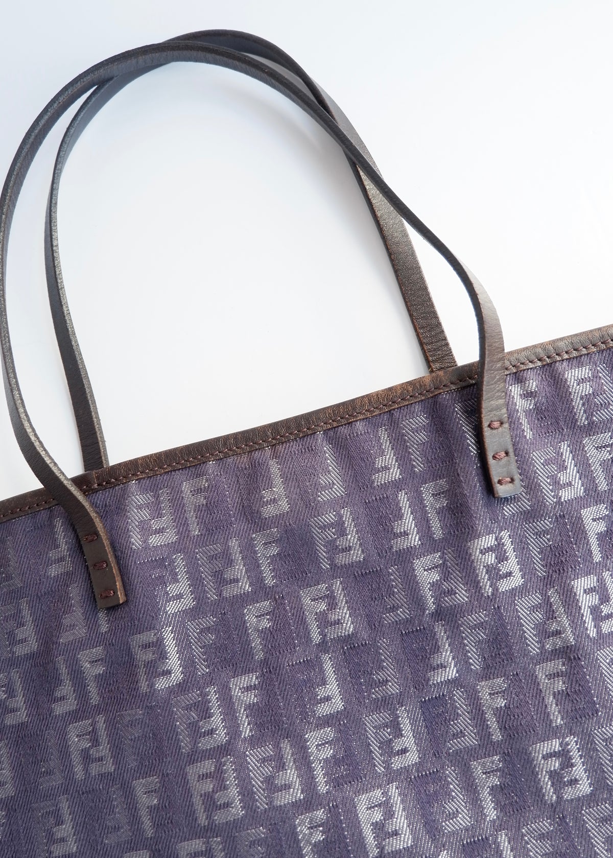 Preowned Fendi Navy Zucchino Denim/Leather Shoulder Tote