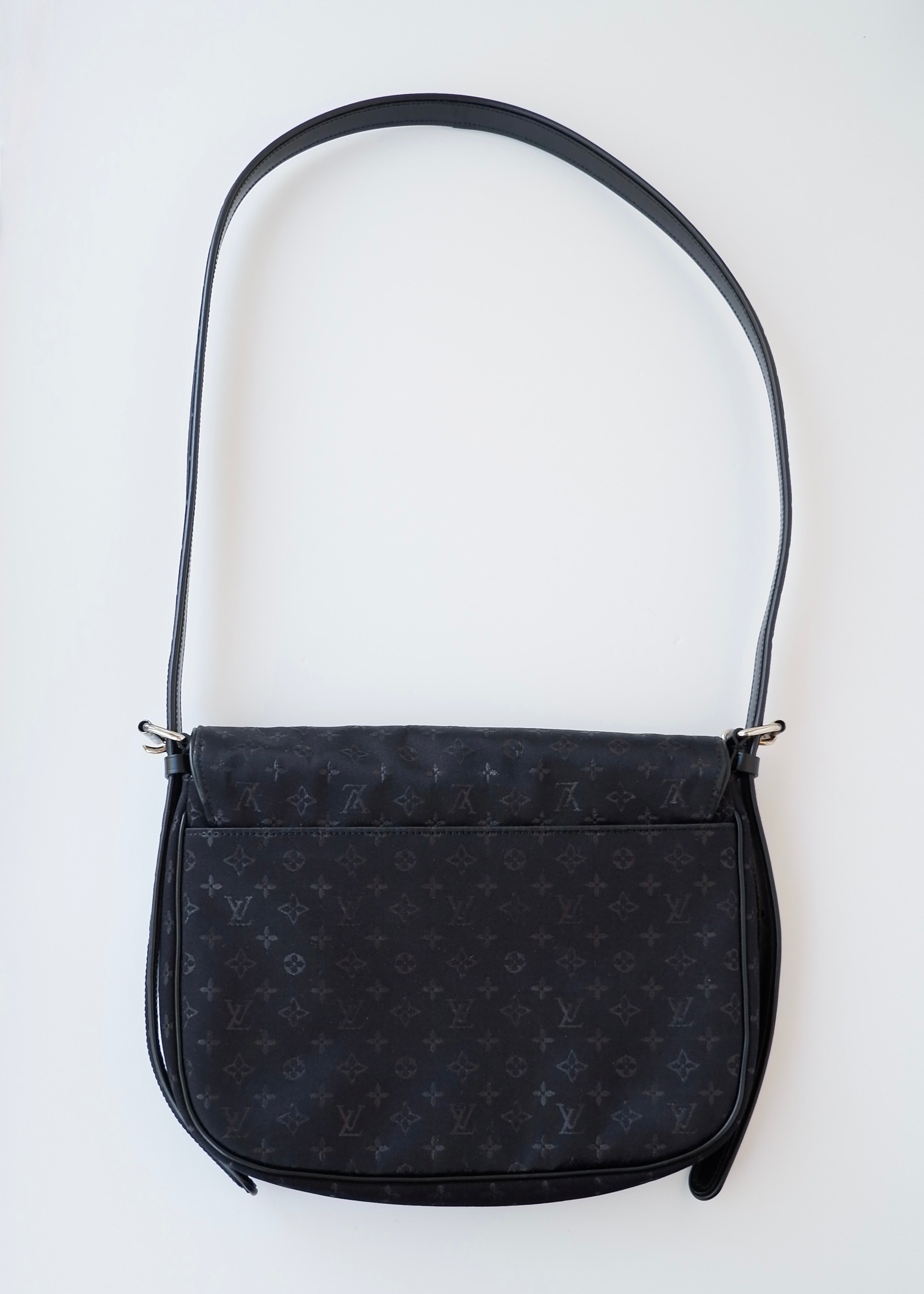 Preowned Louis Vuitton Limited Edition Conte de Fees Musette Bag