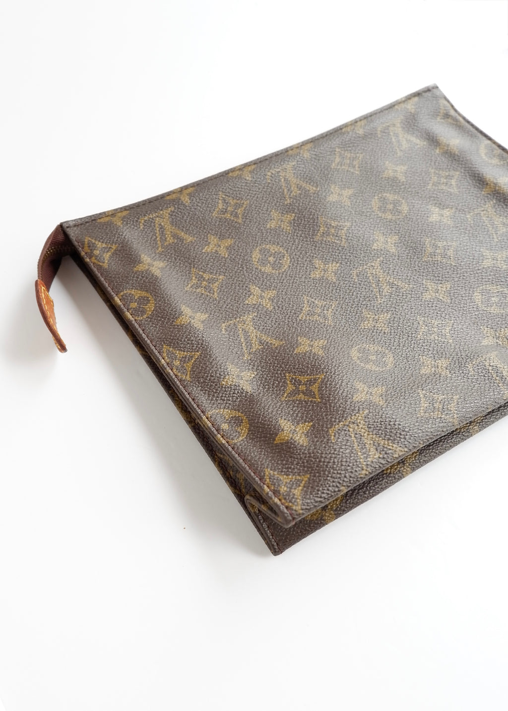 Preowned Louis Vuitton Monogram Toiletry 26 Pouch