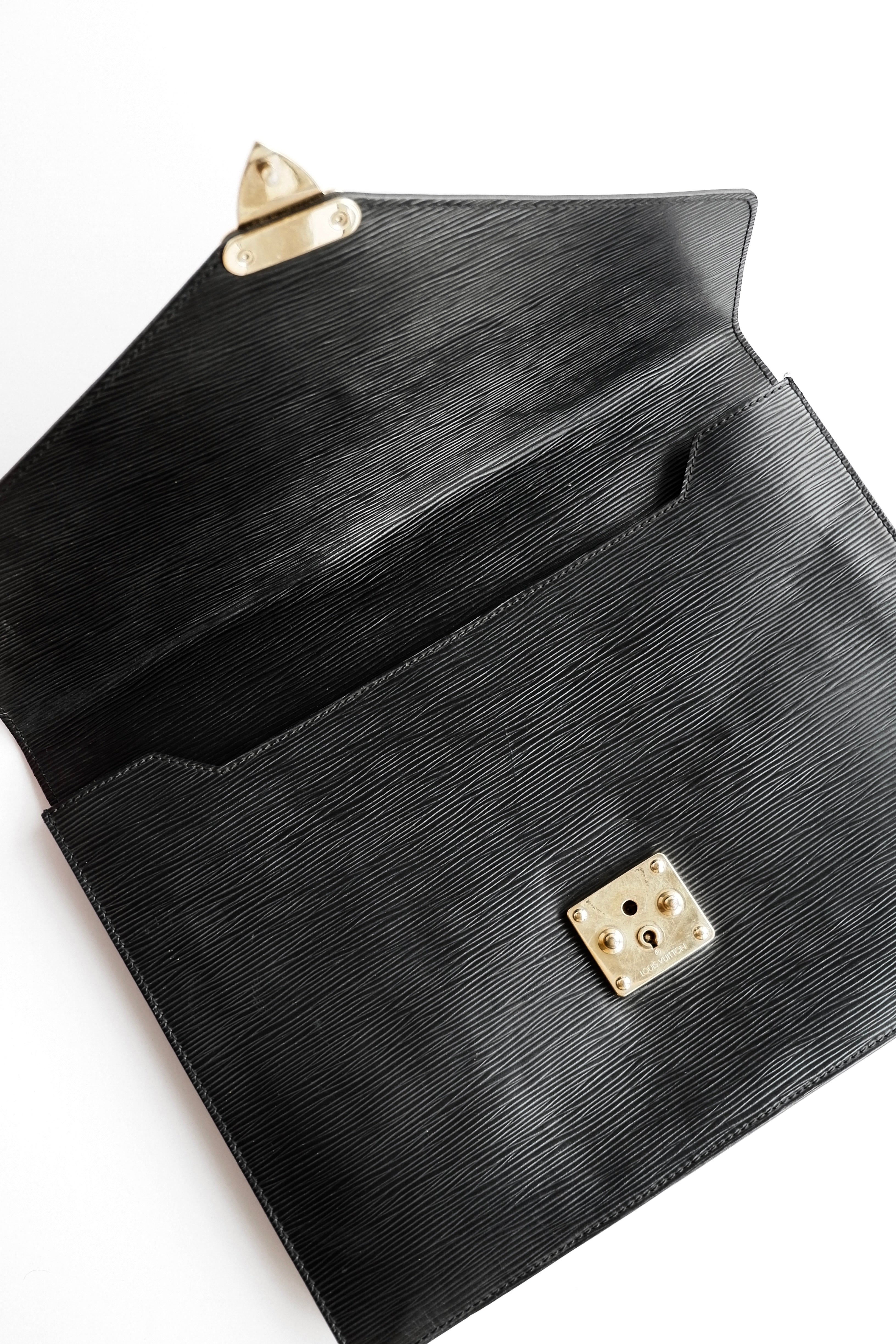 Authentic Preowned Vintage Louis Vuitton Black Epi Large Pouch