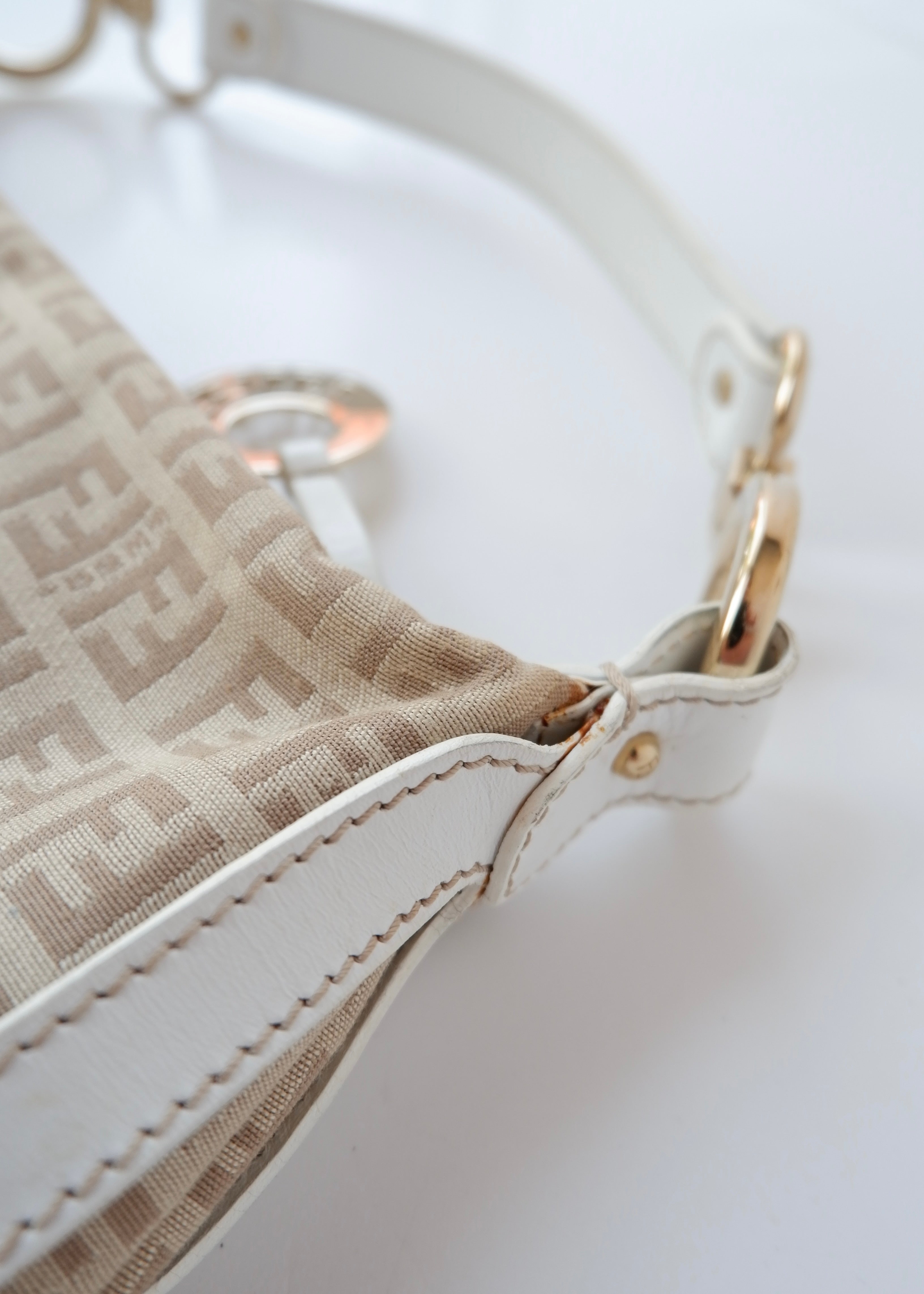 Preowned Vintage Fendi White Leather Beige Canvas Zucchino Shoulder Bag