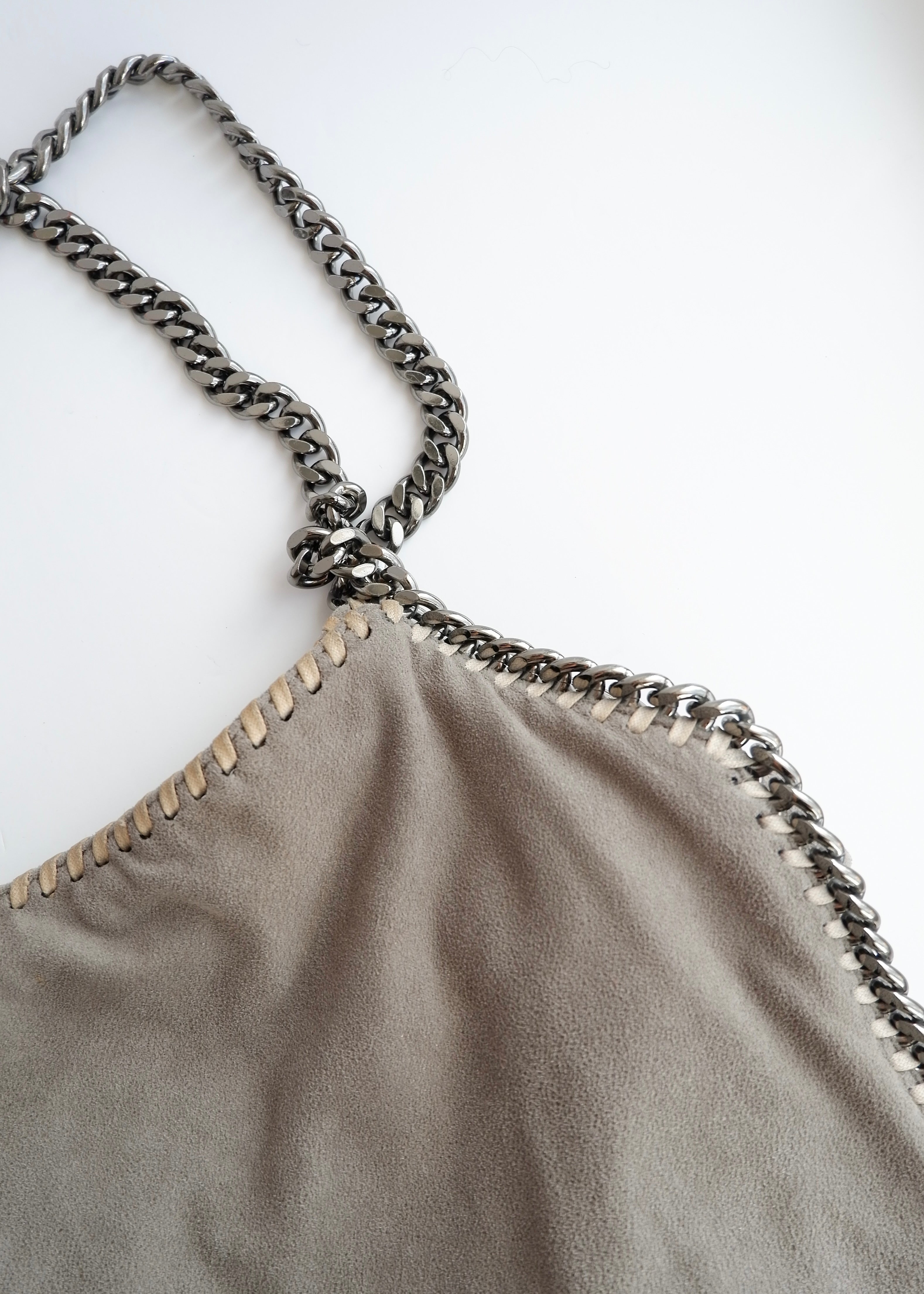 Sac porté épaule Stella McCartney Falabella en tissu gris authentique d'occasion