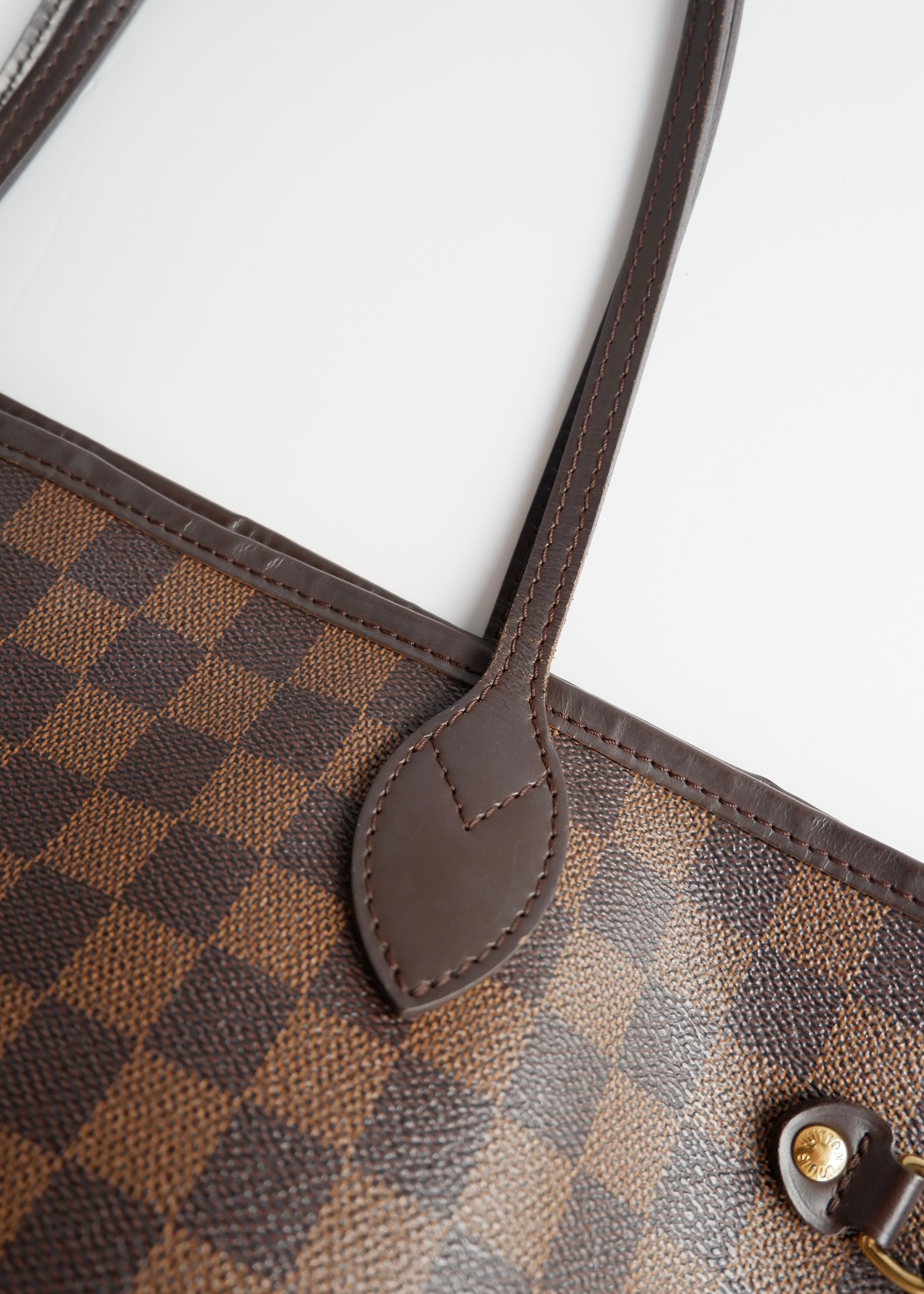 Preowned Louis Vuitton Damier Ebene Neverfull MM
