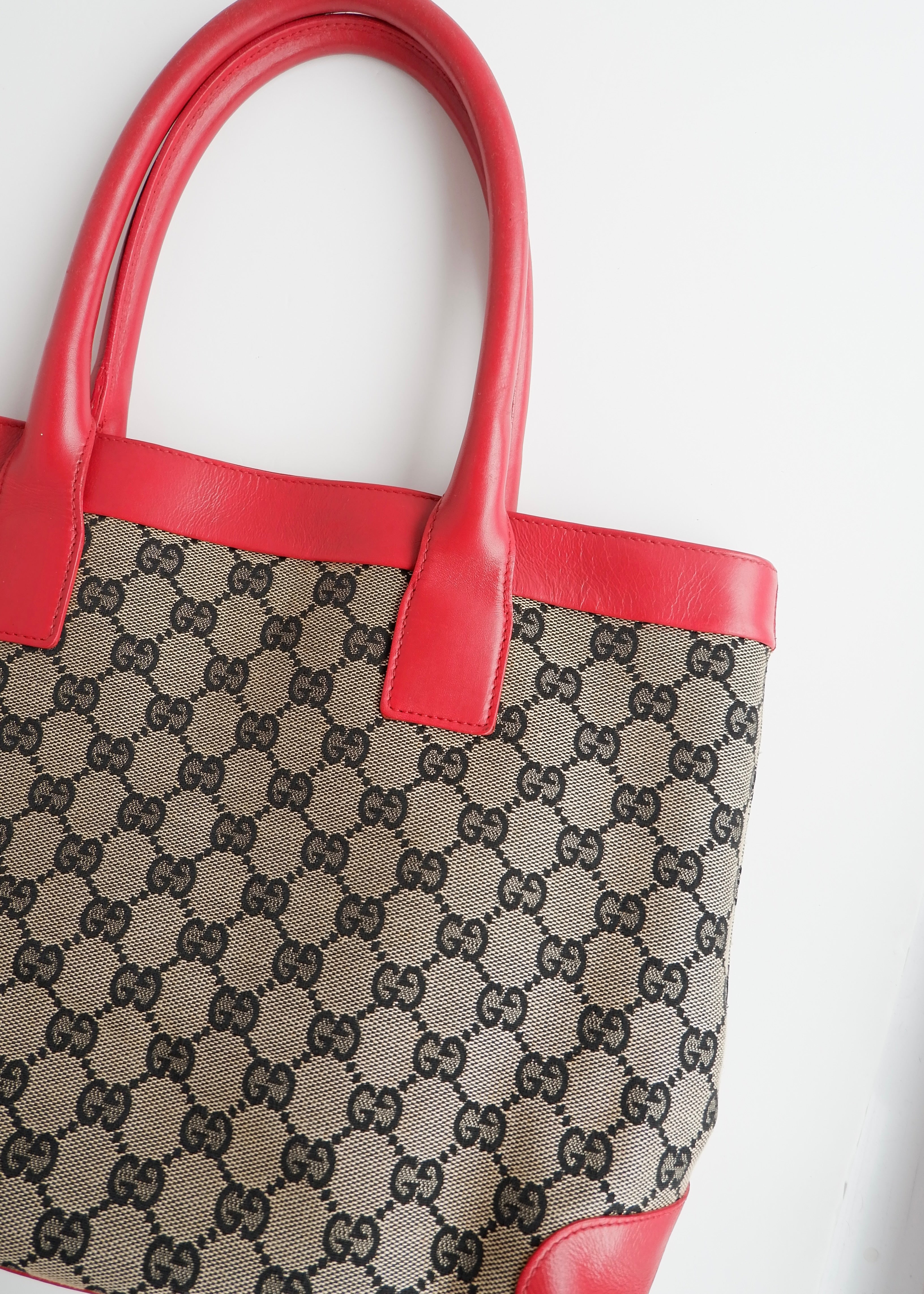 Authentic Preowned Gucci GG Canvas Red/ Navy Shoulder Bag