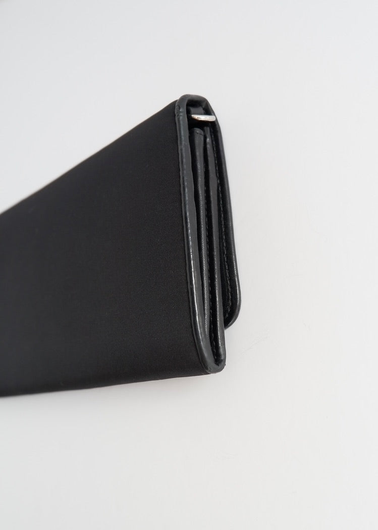 Authentique WOC Prada en nylon/cuir noir d'occasion
