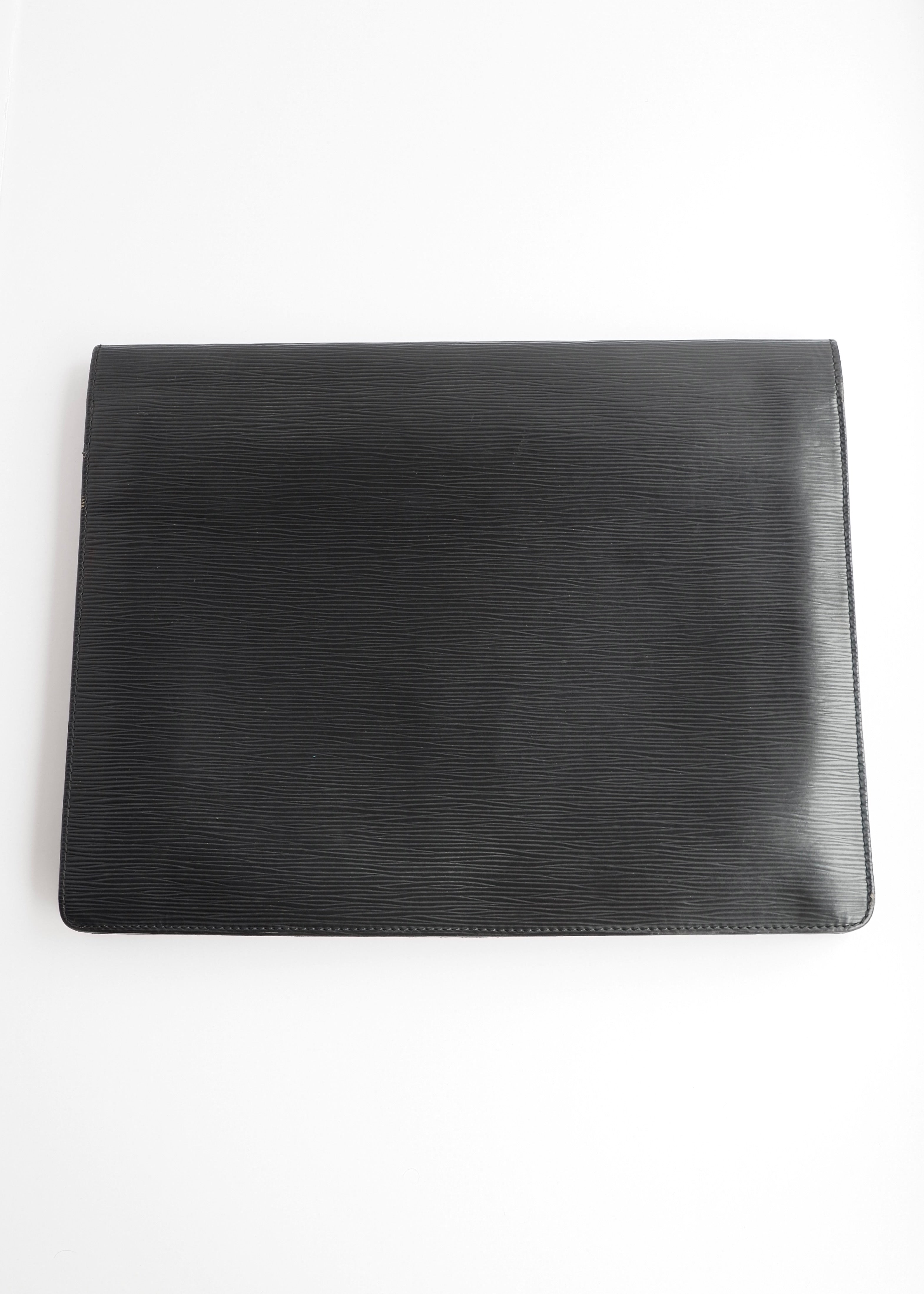 Authentic Preowned Vintage Louis Vuitton Black Epi Large Pouch
