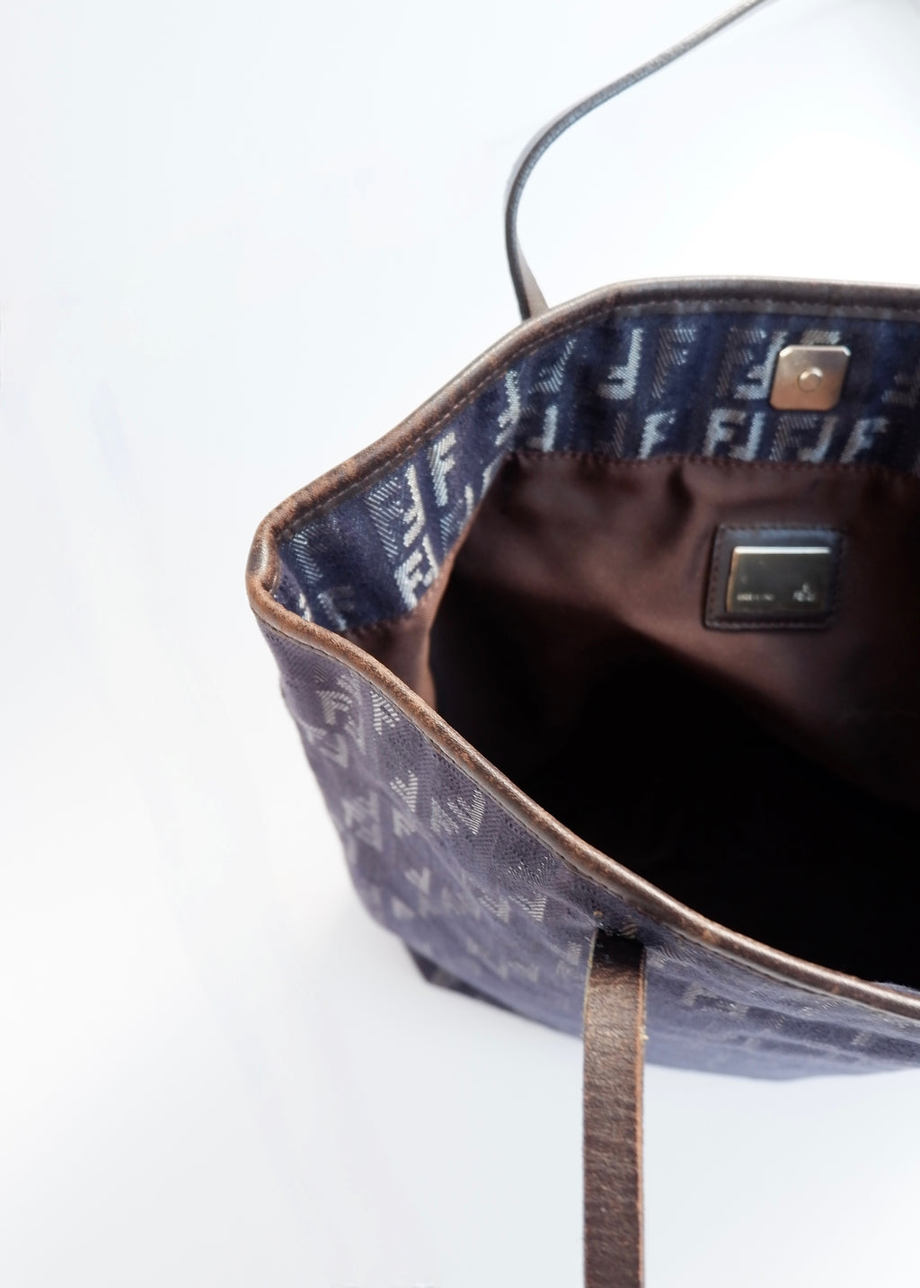 Preowned Fendi Navy Zucchino Denim/Leather Shoulder Tote